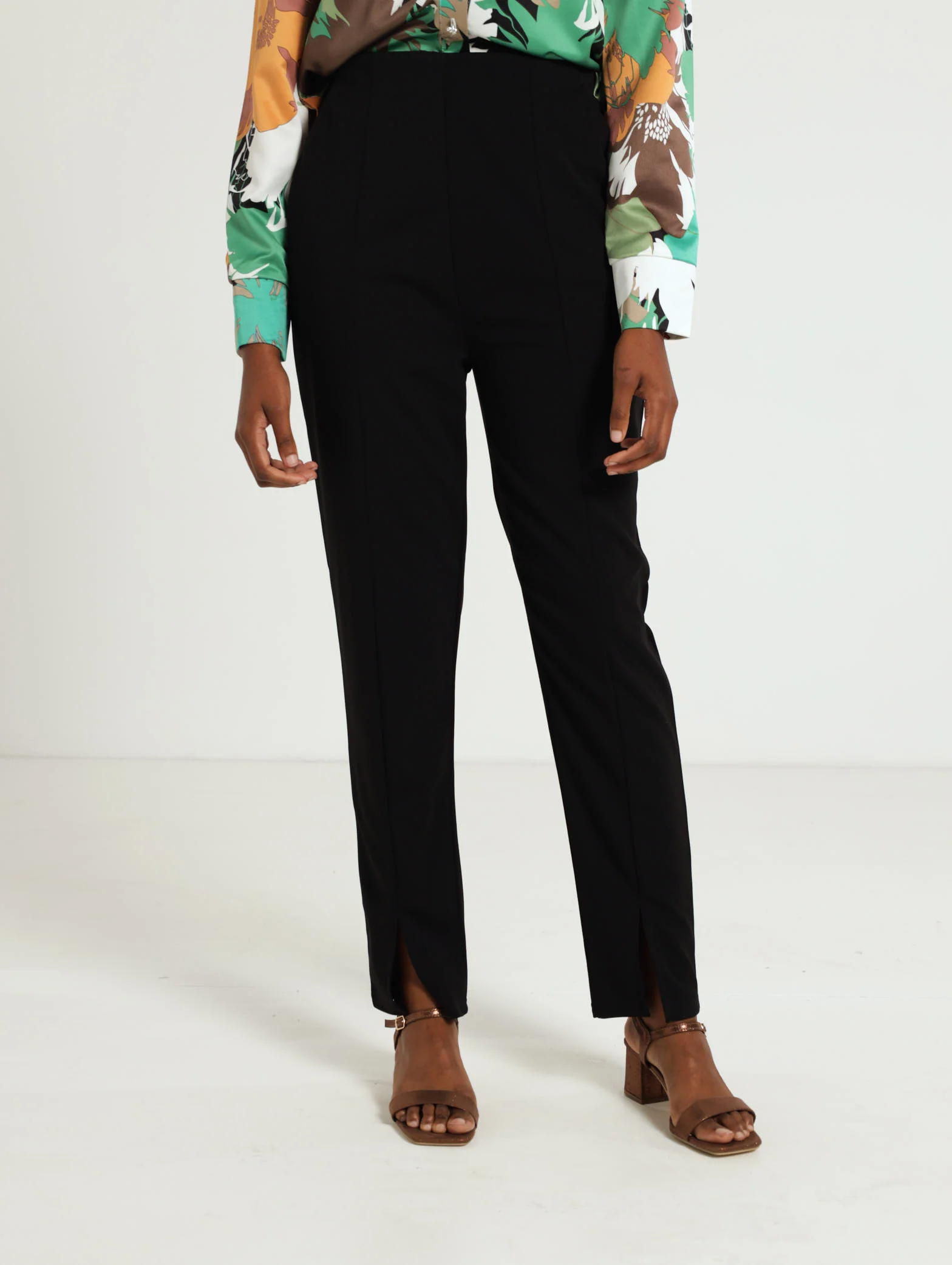 Split Seam Legging