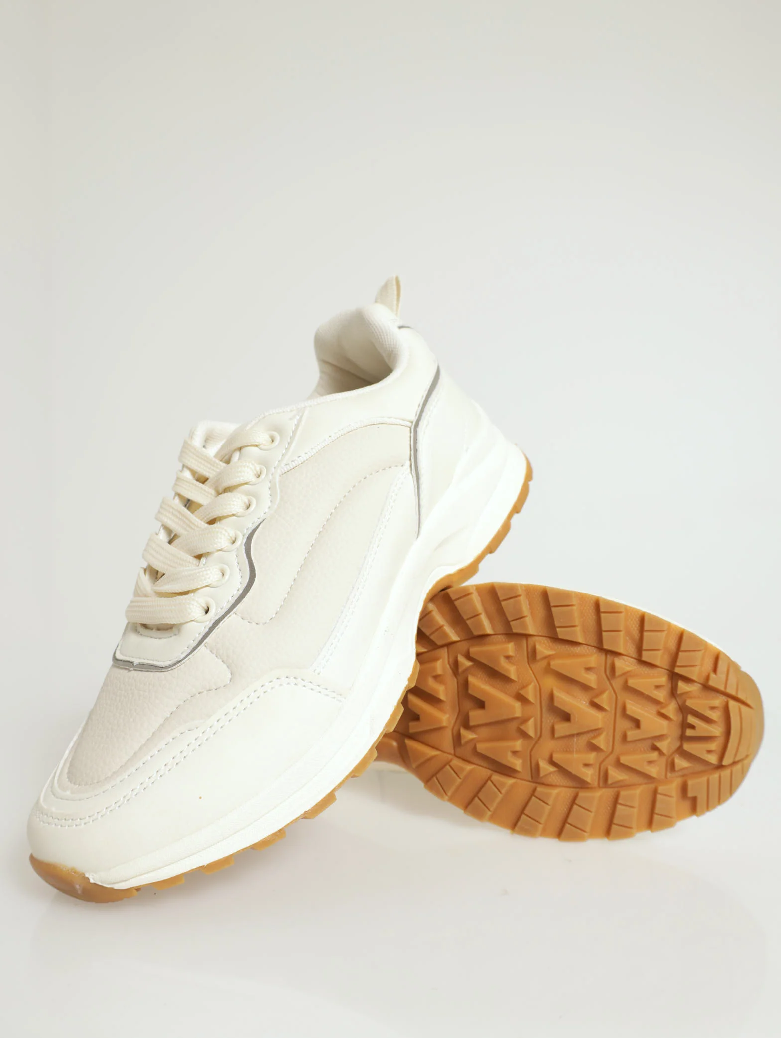 Sportlook Sneaker - Image 2