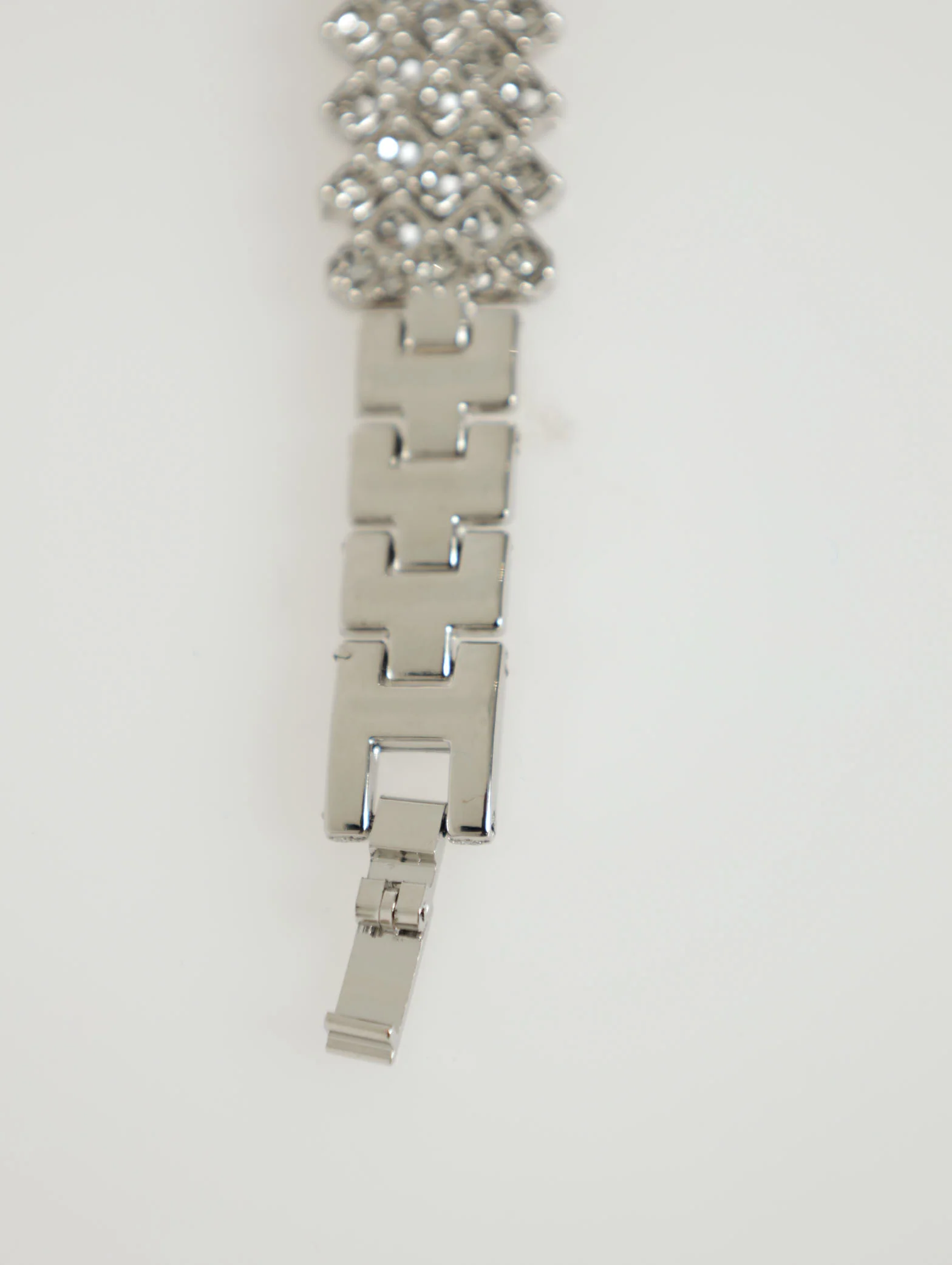Square Dial Zigzag Diamante Metal Strap Watch - Image 3