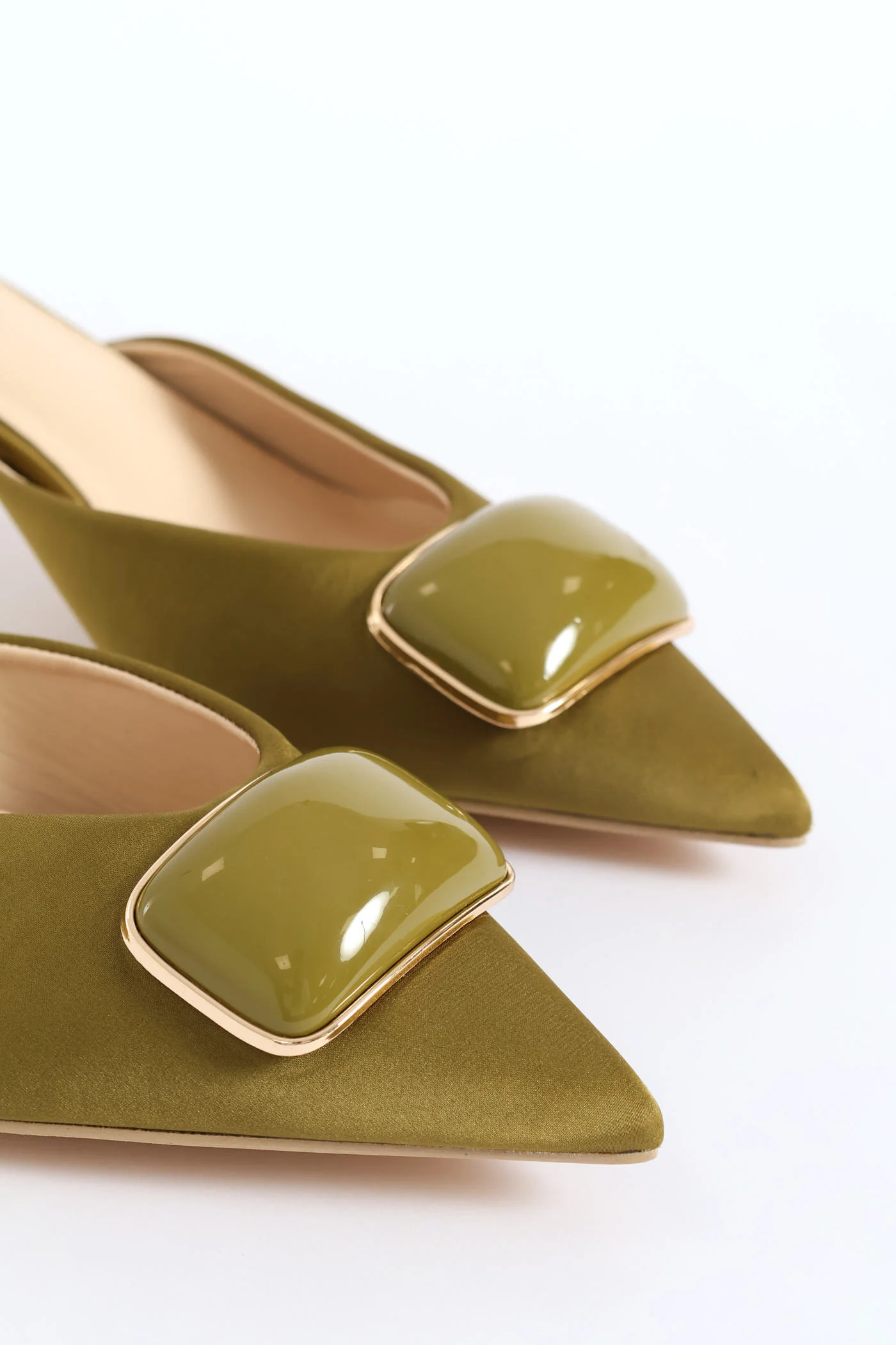 Squared Trim Pointed Slip On Court Heel - Chartreuse - Image 5