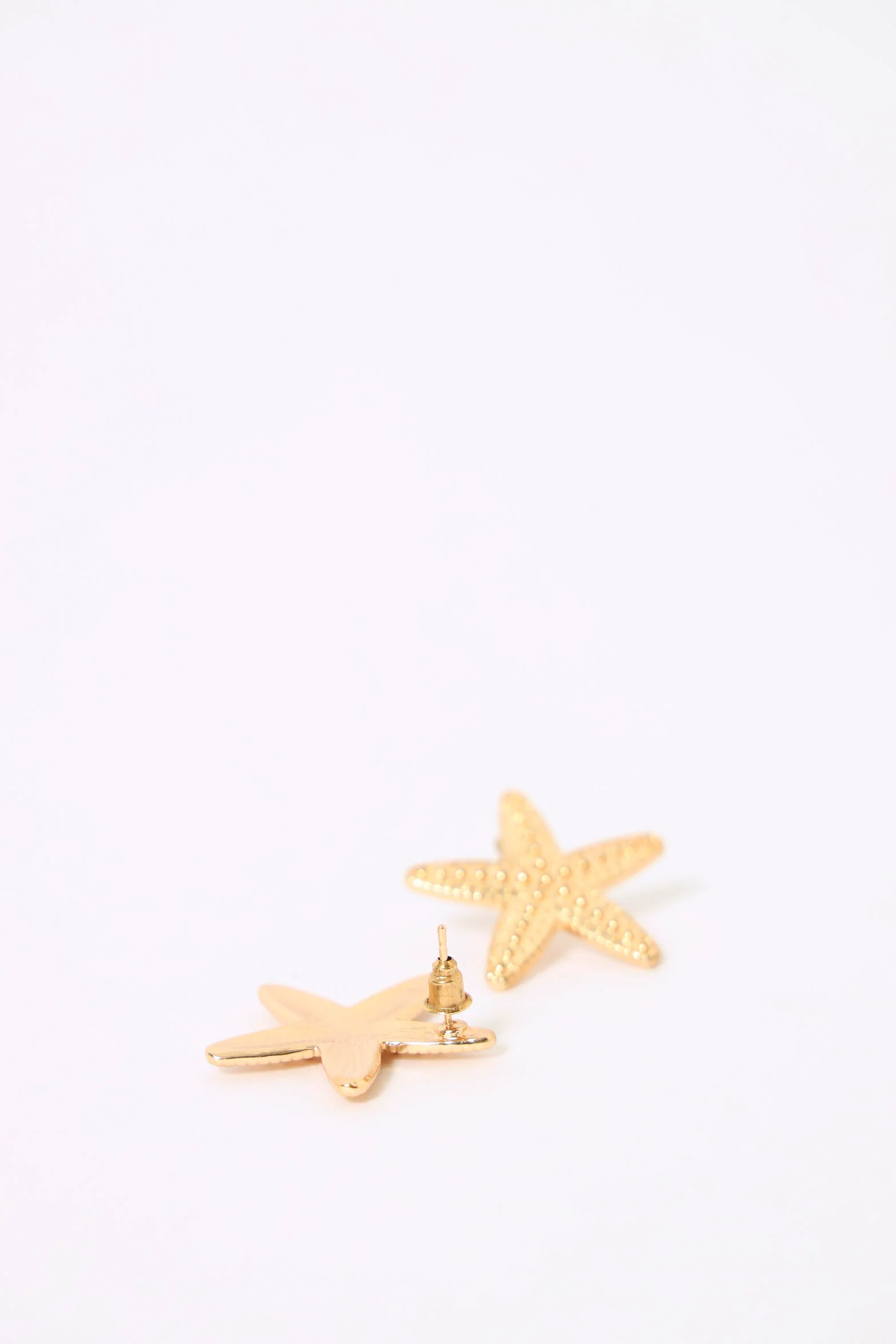 Star Fish Statement Earrings - Gold - Image 3