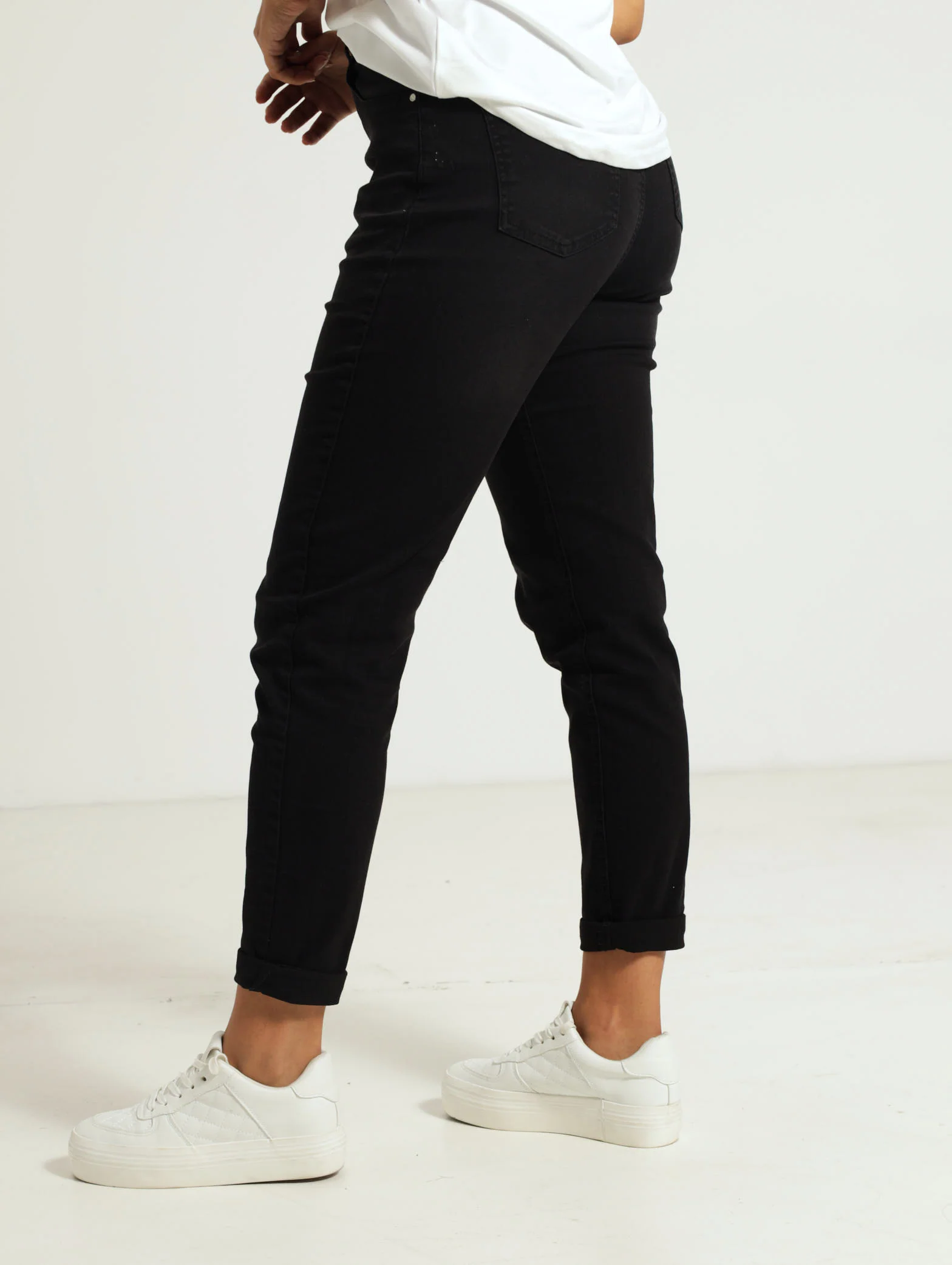 Straight Mom Jean - Image 2