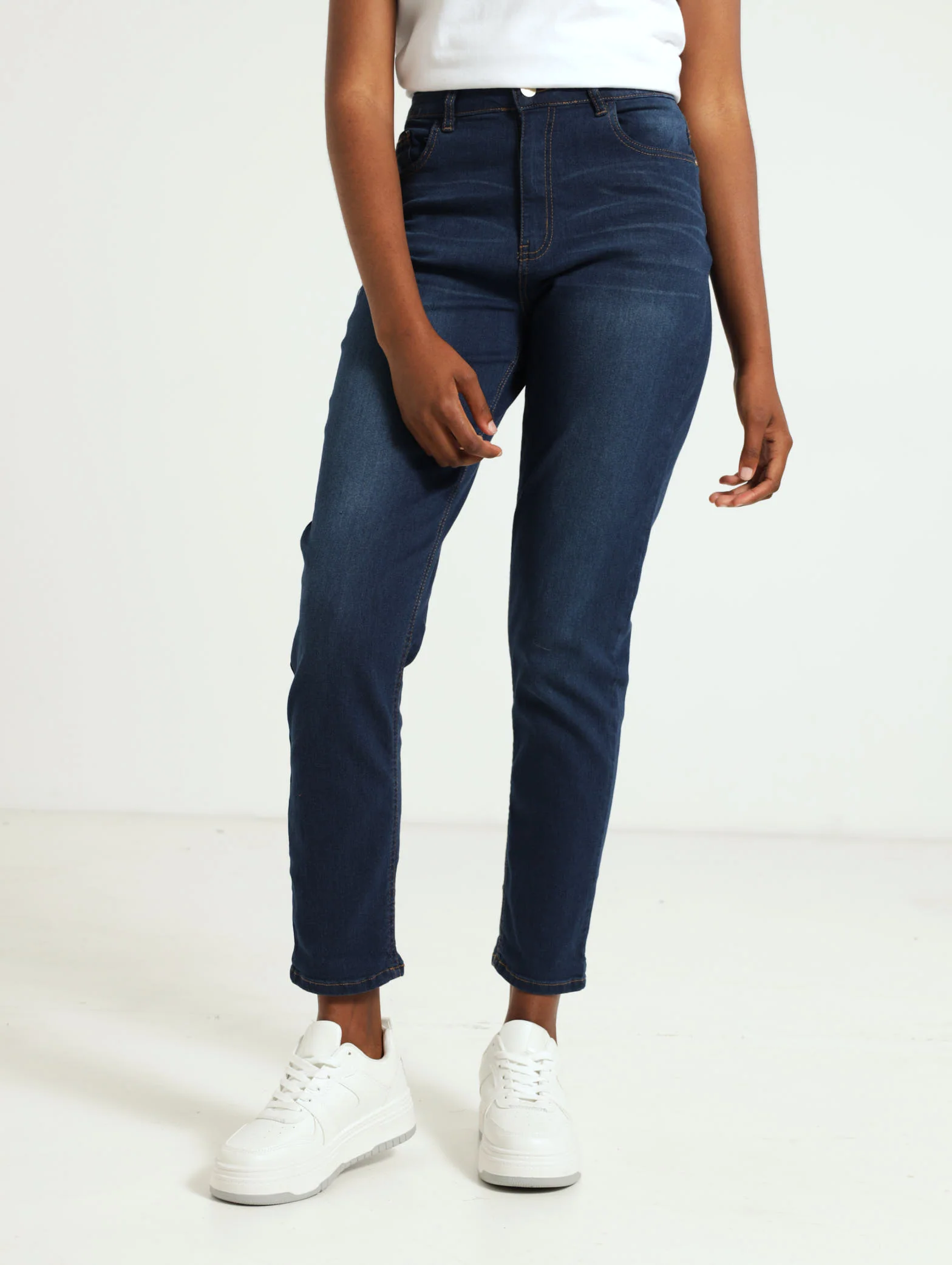 Straight Mom Jean