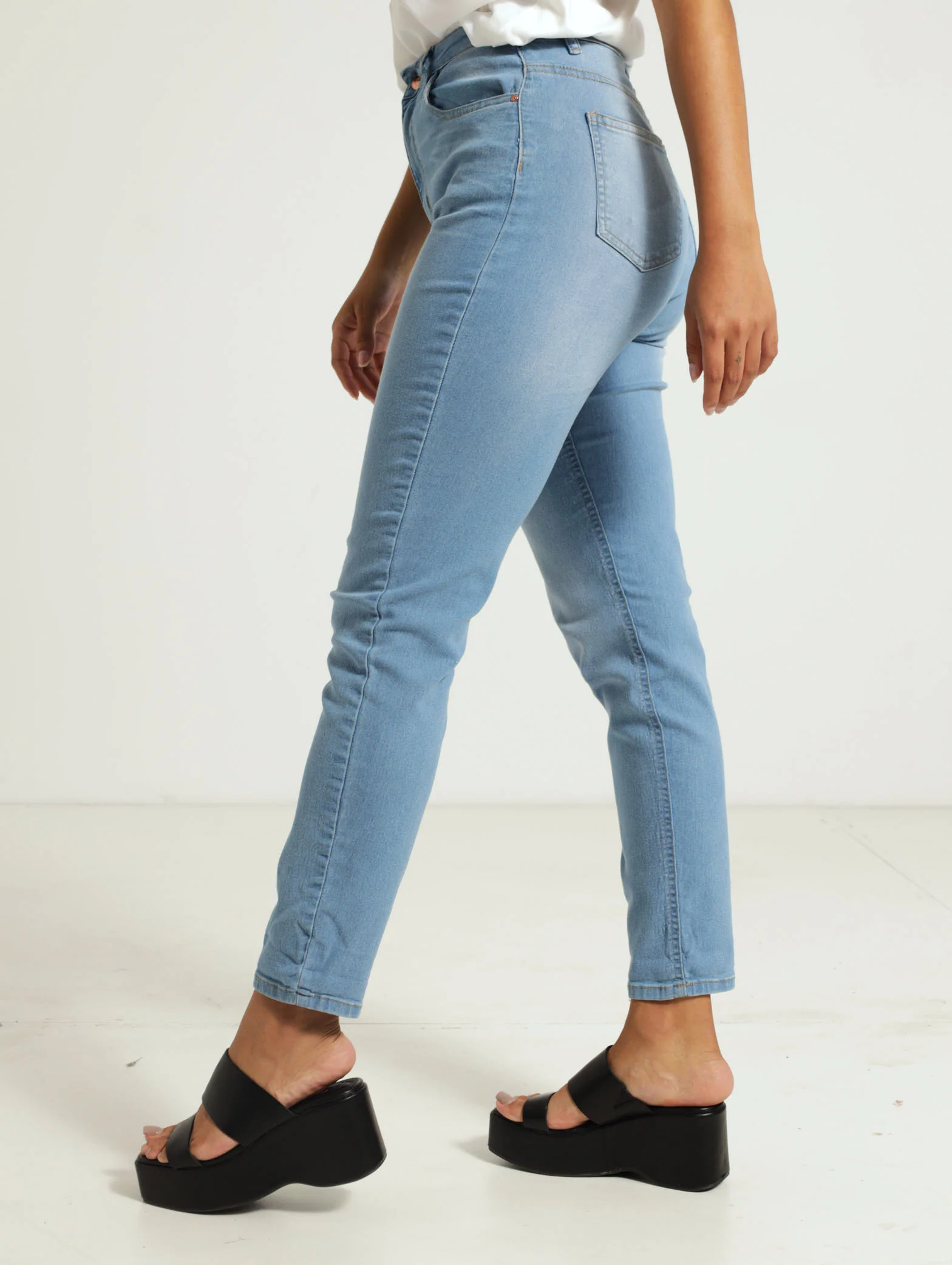 Straight Mom Jean - Image 2