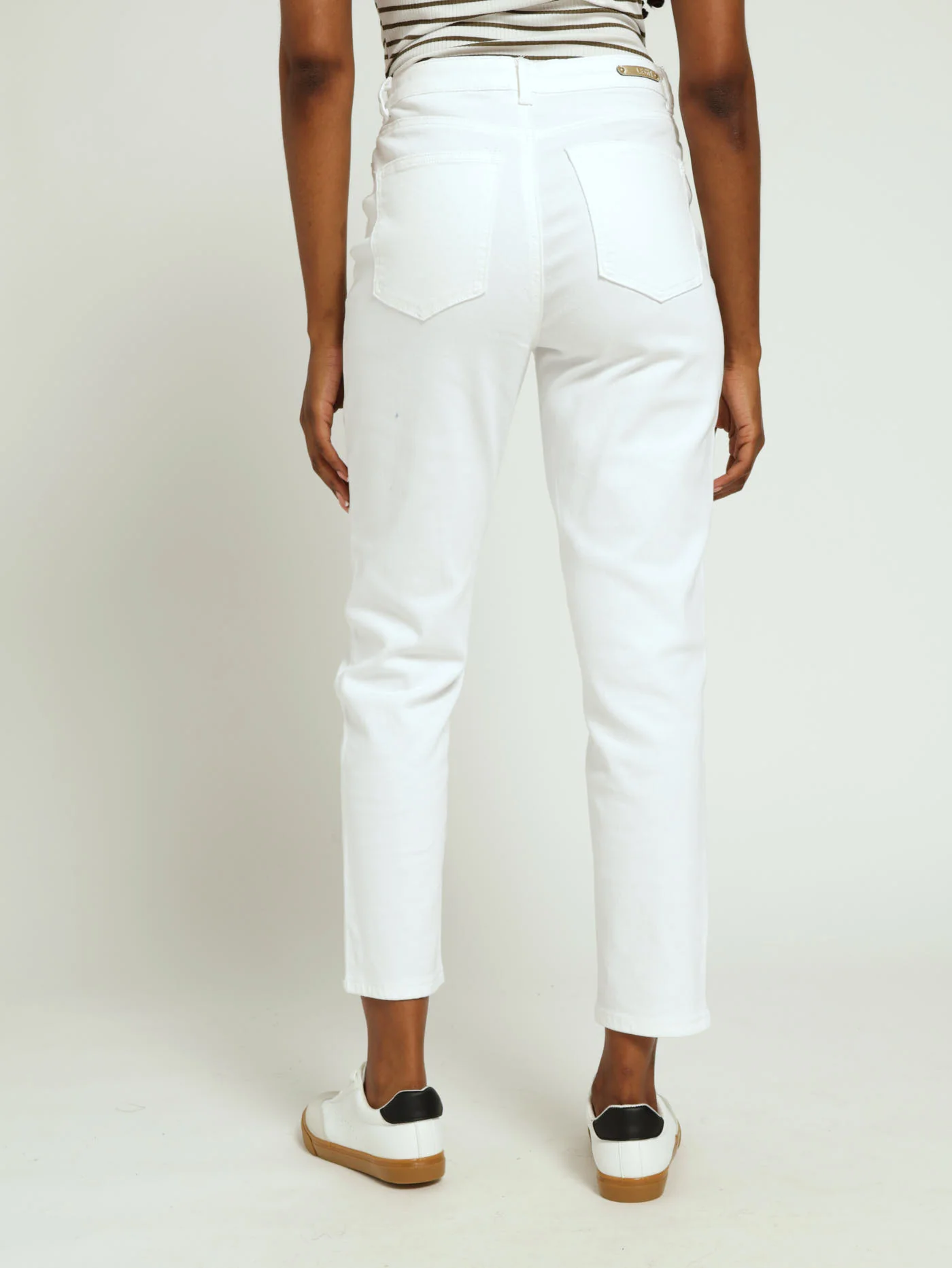 Stretch Twill Mom Jean - White - Image 3
