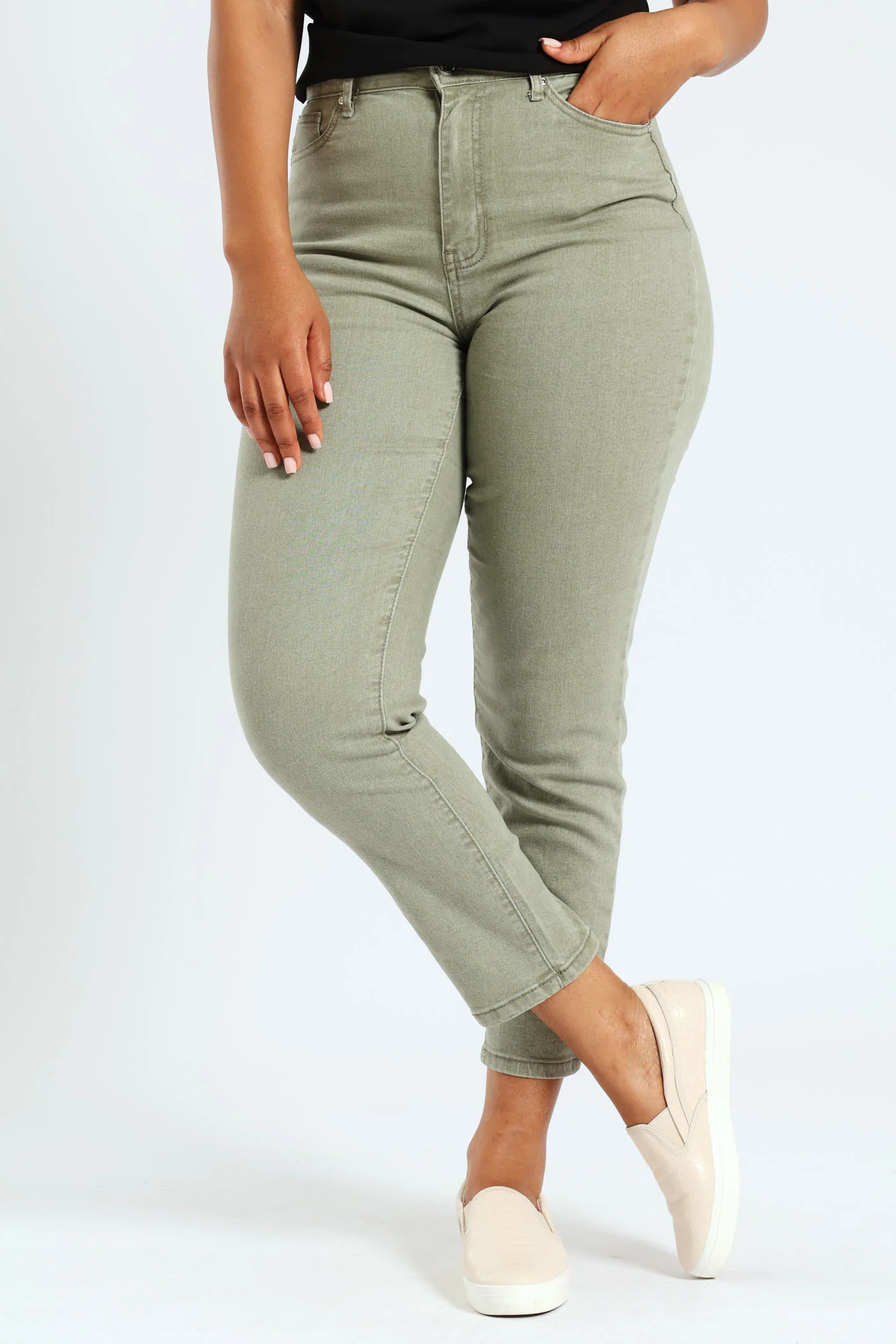 Stretch Twill Mom Jean - Sage