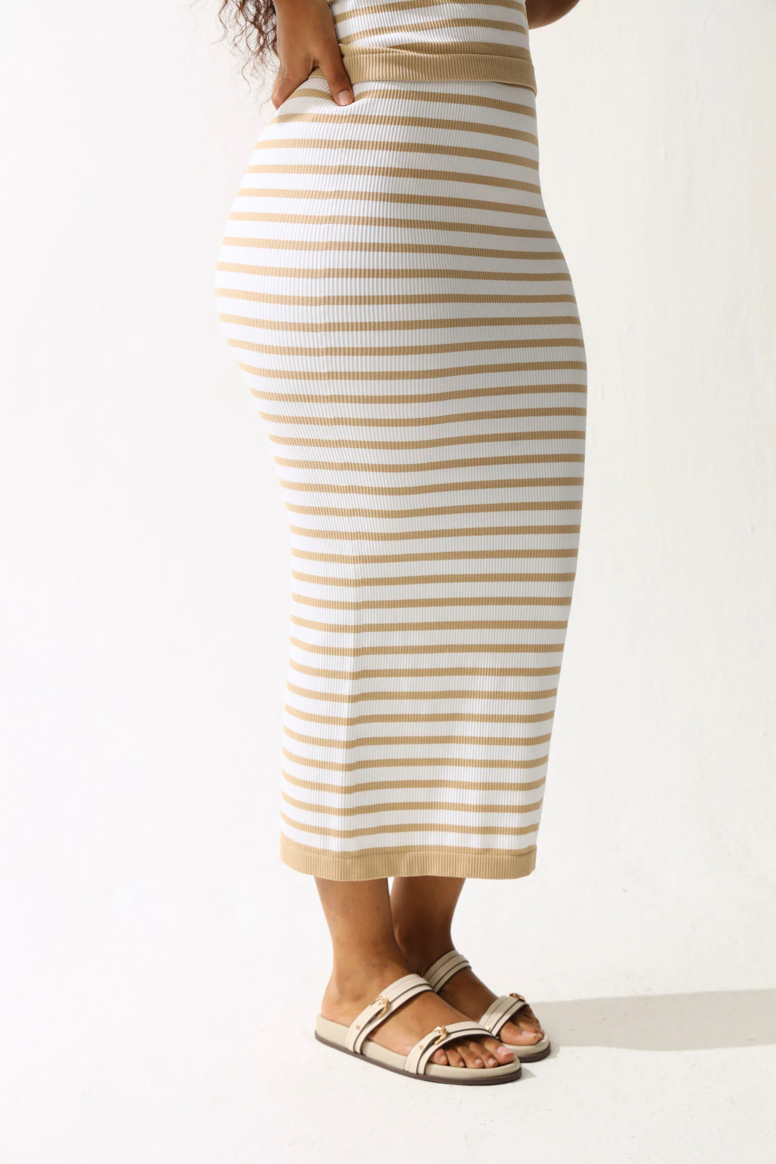Striped Seamless Midi Skirt - Beige/White - Image 3