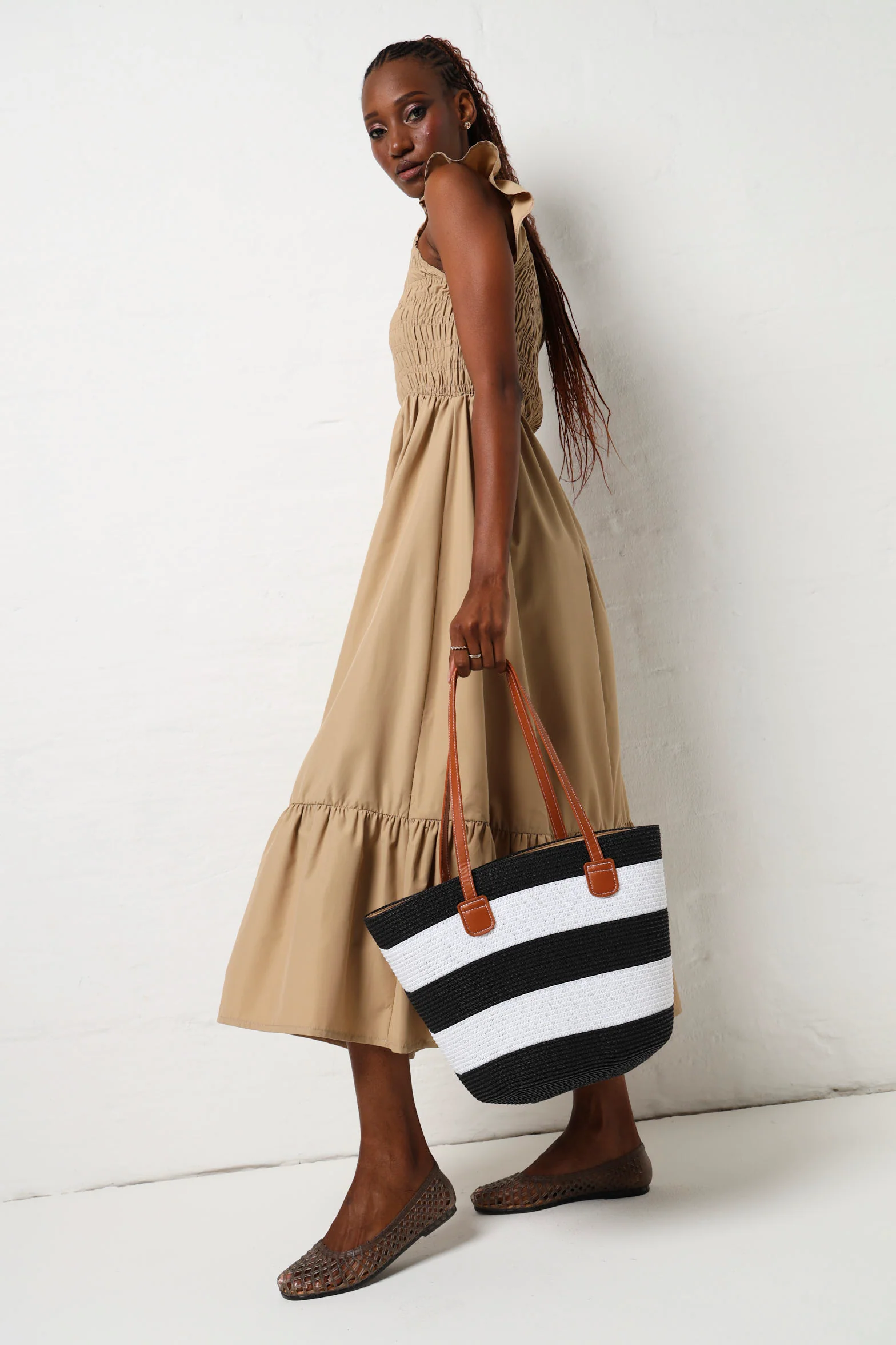 Striped Straw Basket Shopper Bag - Black/White
