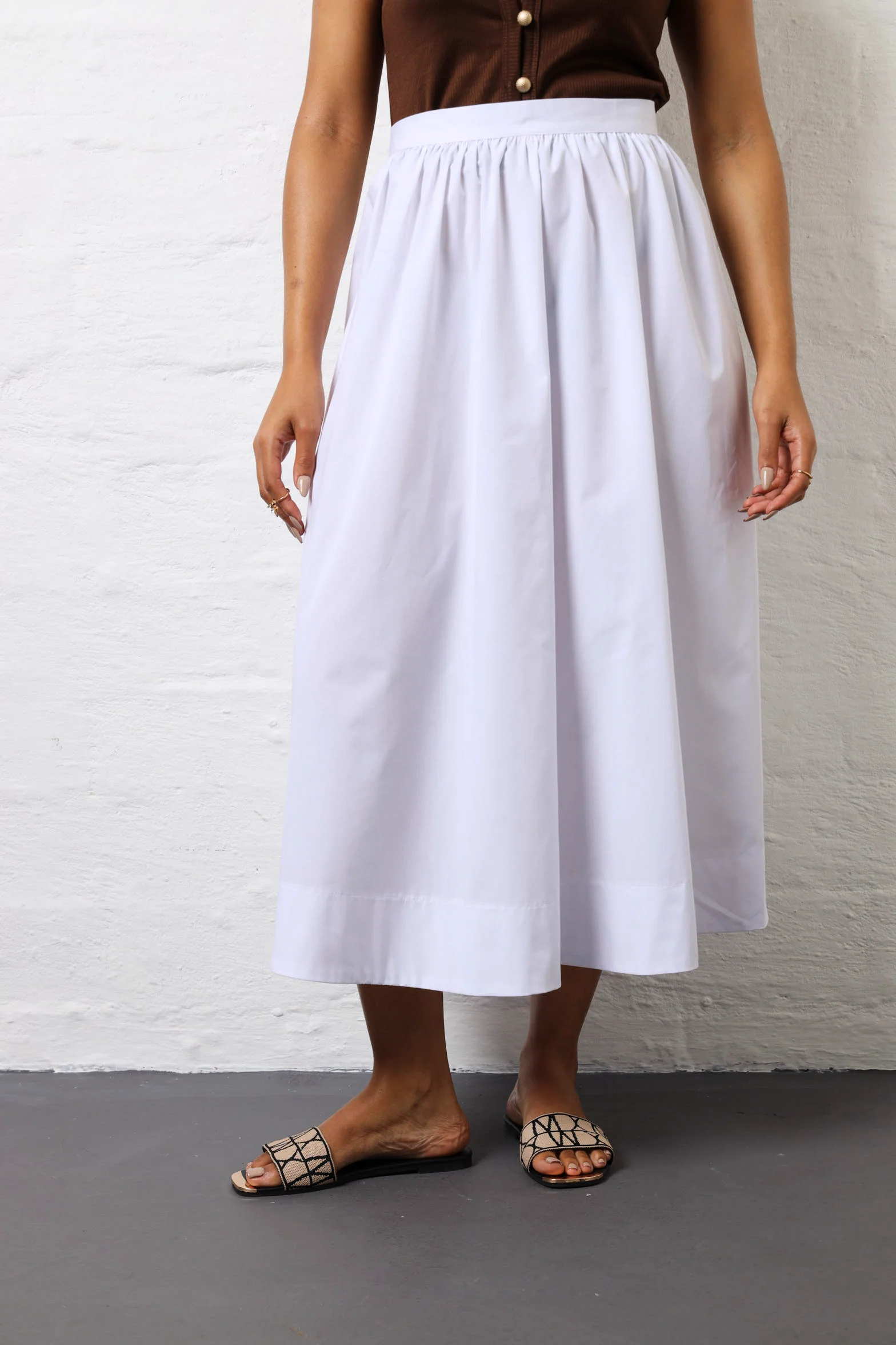 Structured Waist Flare Poplin Skirt - White - Image 2