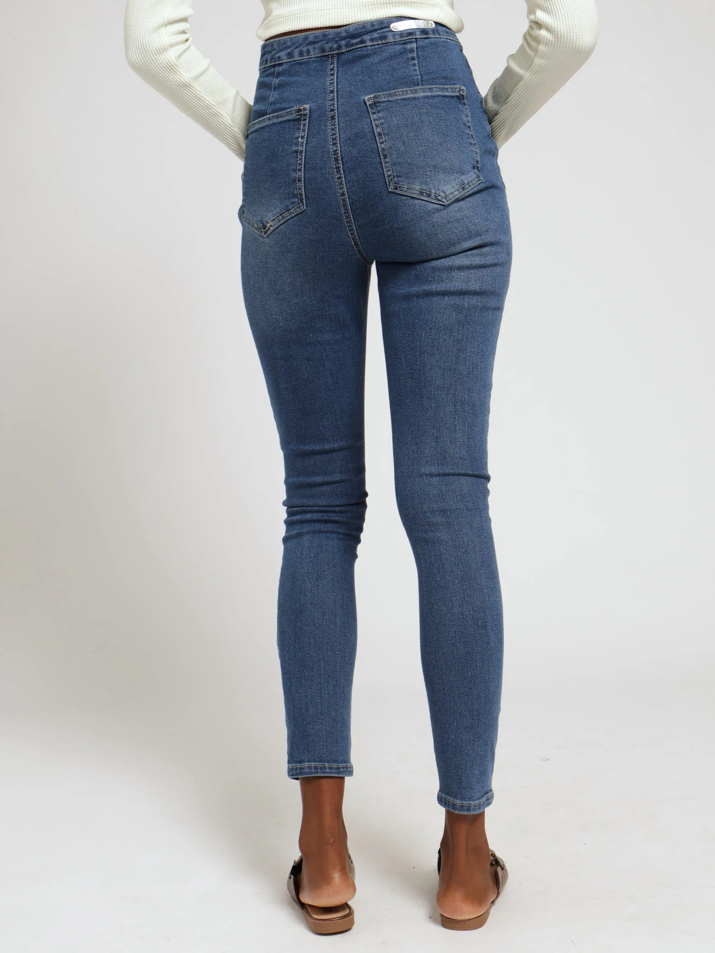 Super Hirise Sailor Button Skinny Jean - Dark Stonewash - Image 3