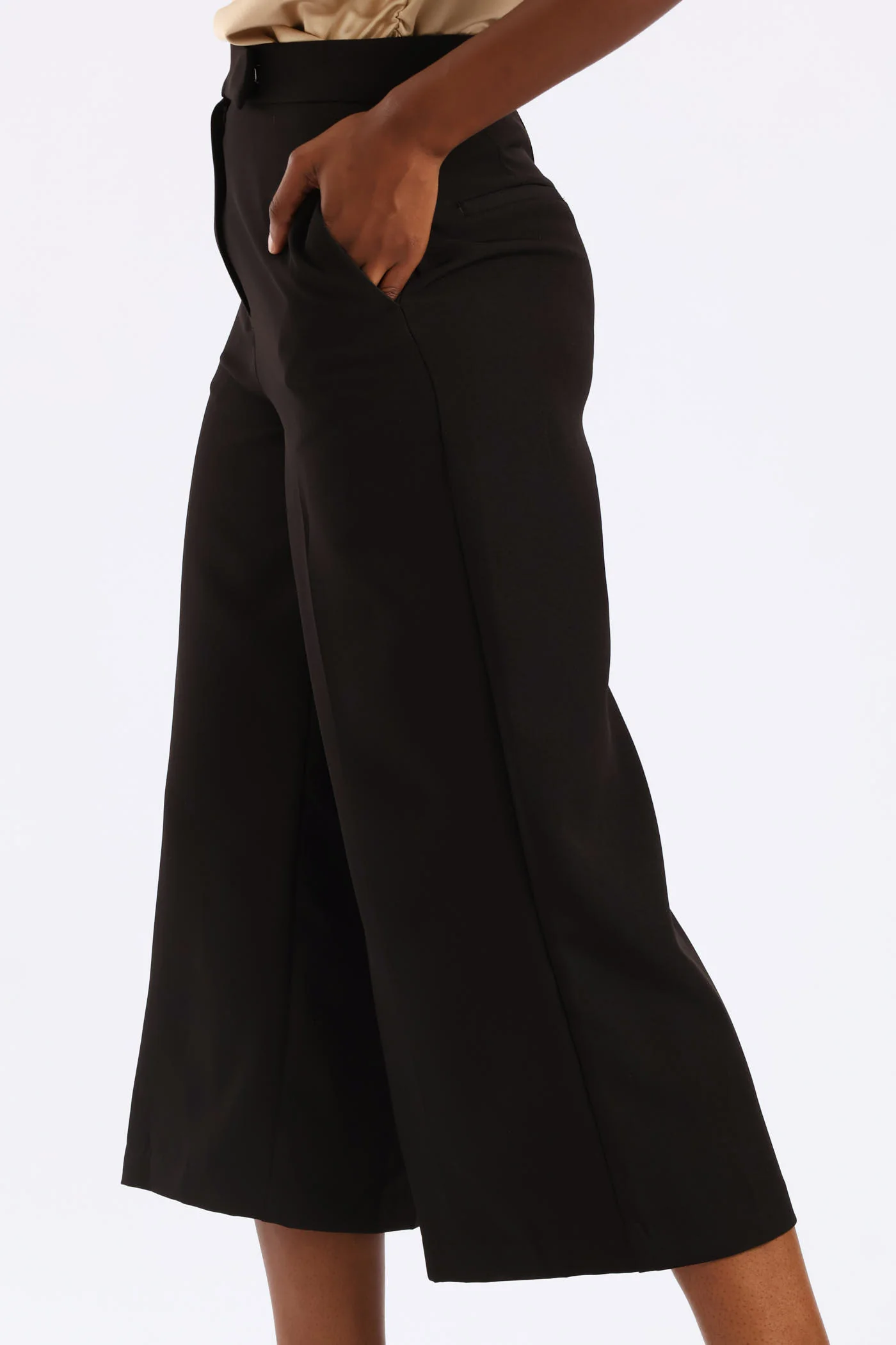 Tab Detail Culotte Pants - Black - Image 3