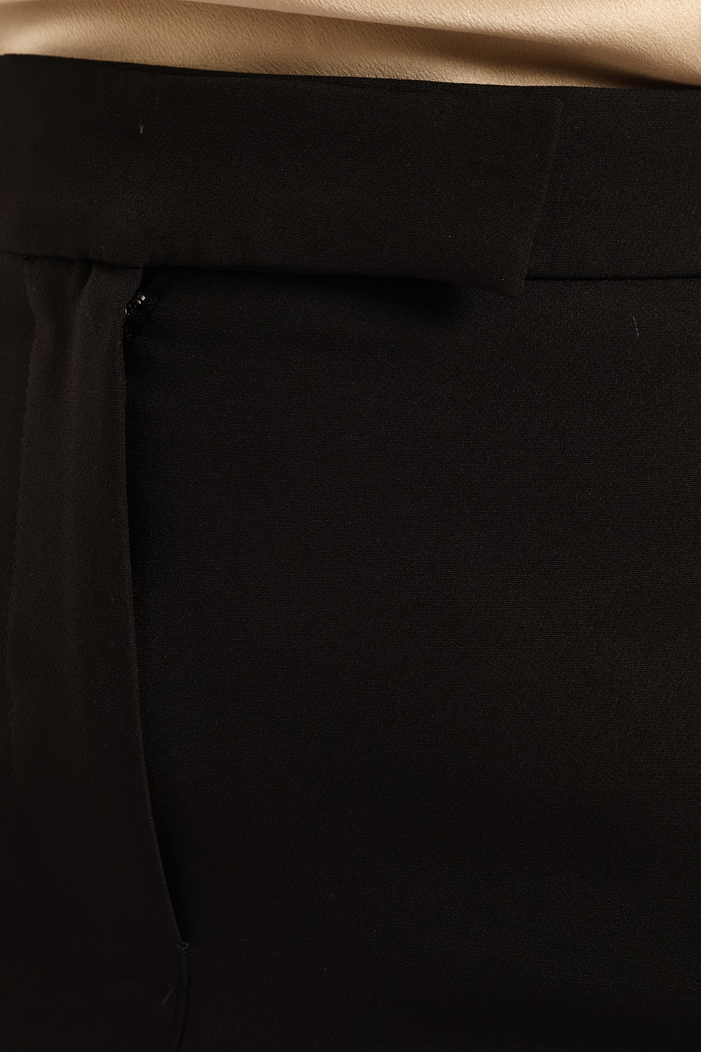 Tab Detail Culotte Pants - Black - Image 5