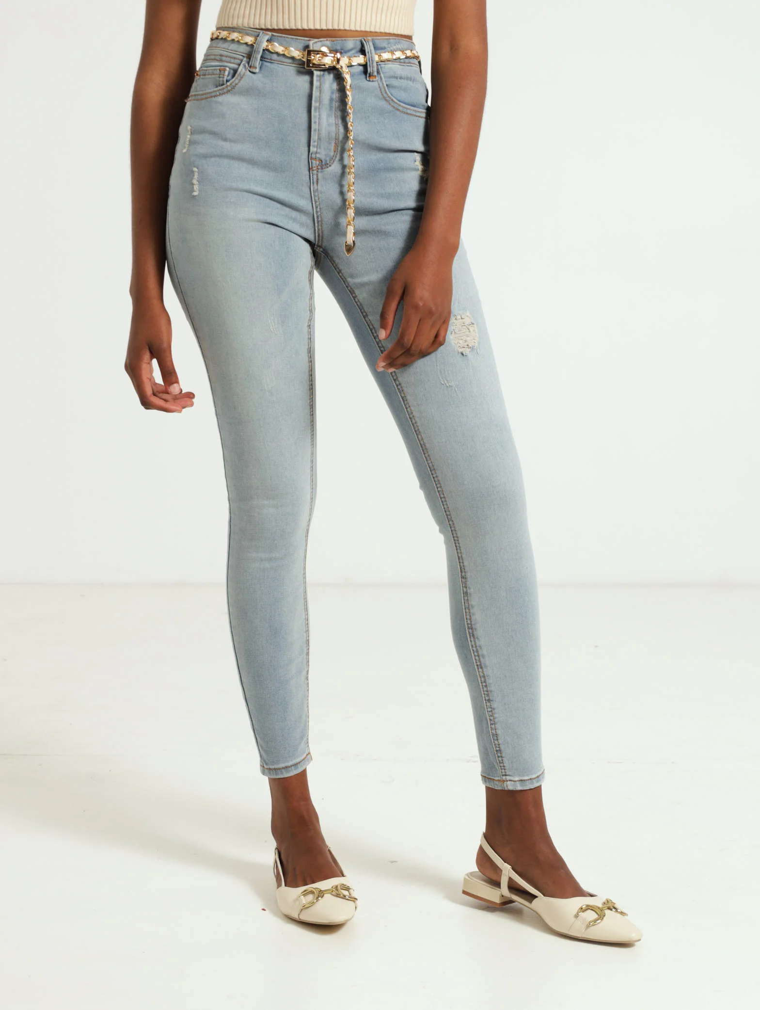Tea Stained Abraised Skinny Jean