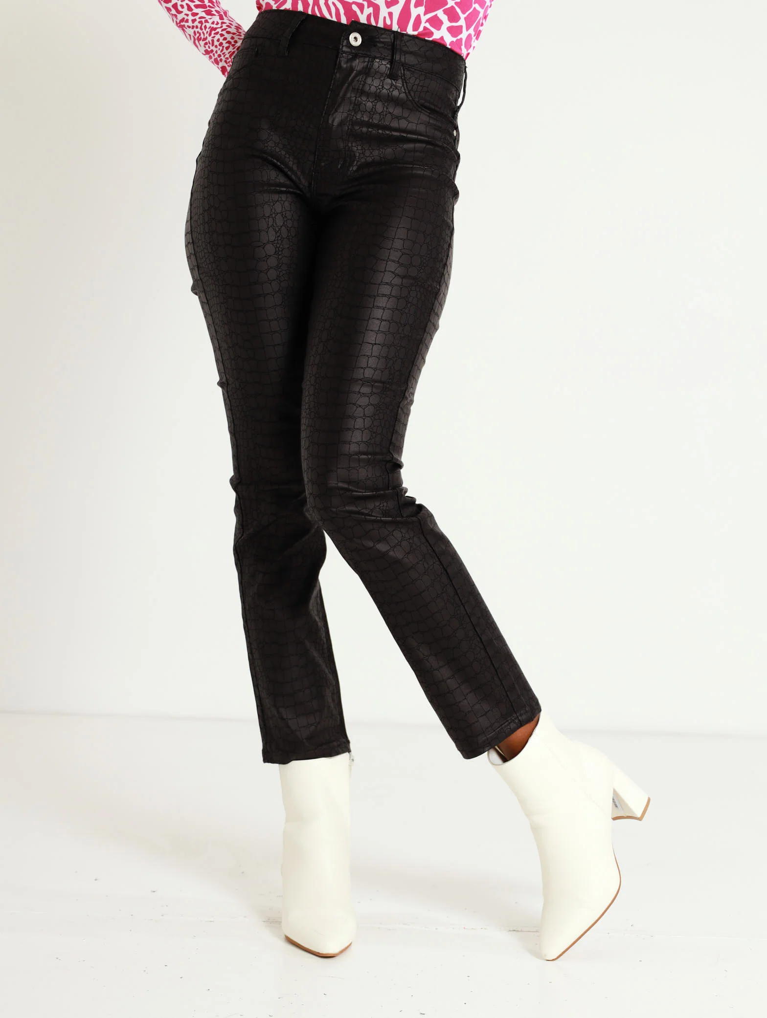 Textured Coatted Slimleg Jean