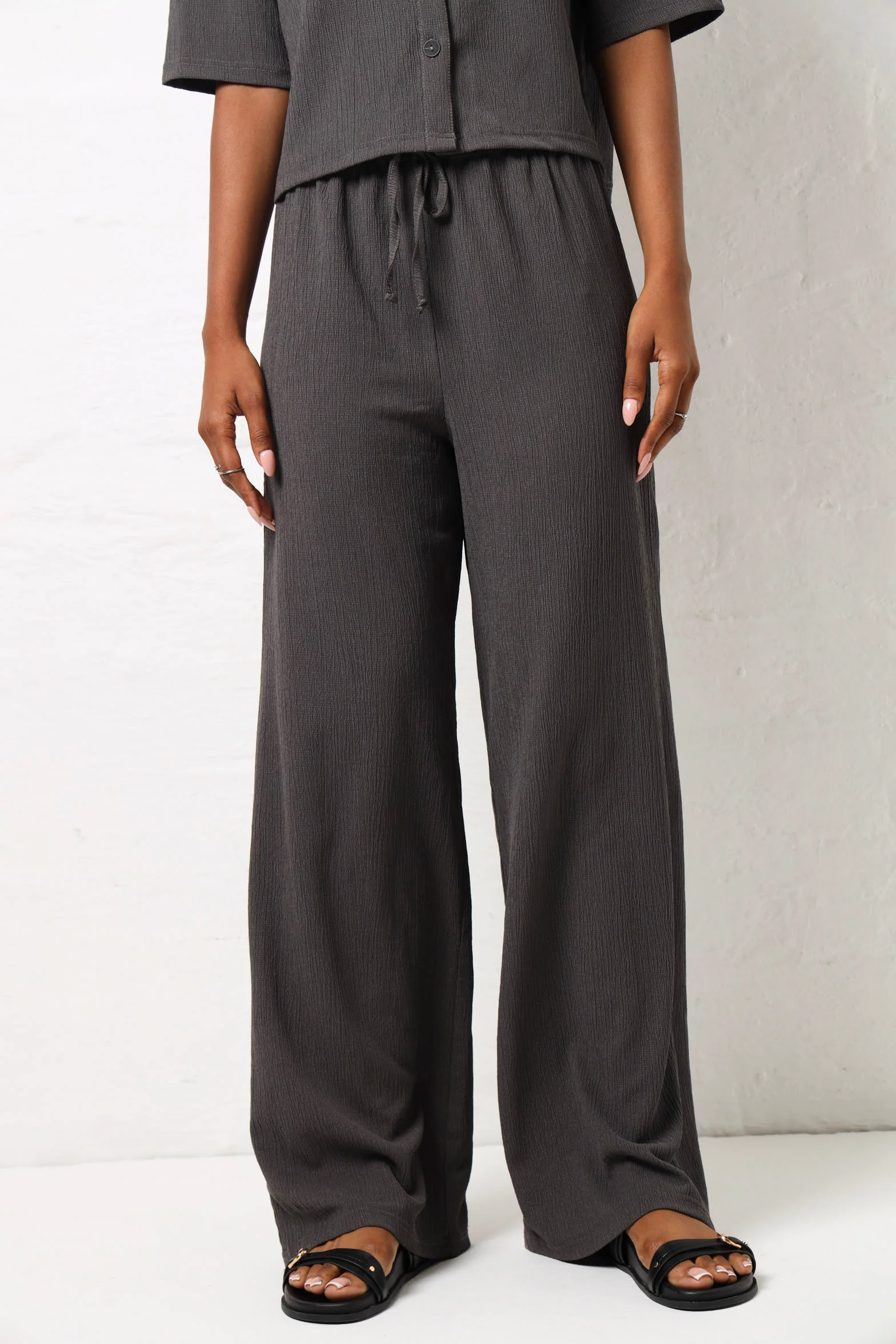 Textured Knit Wide leg Pants - Charcoal
