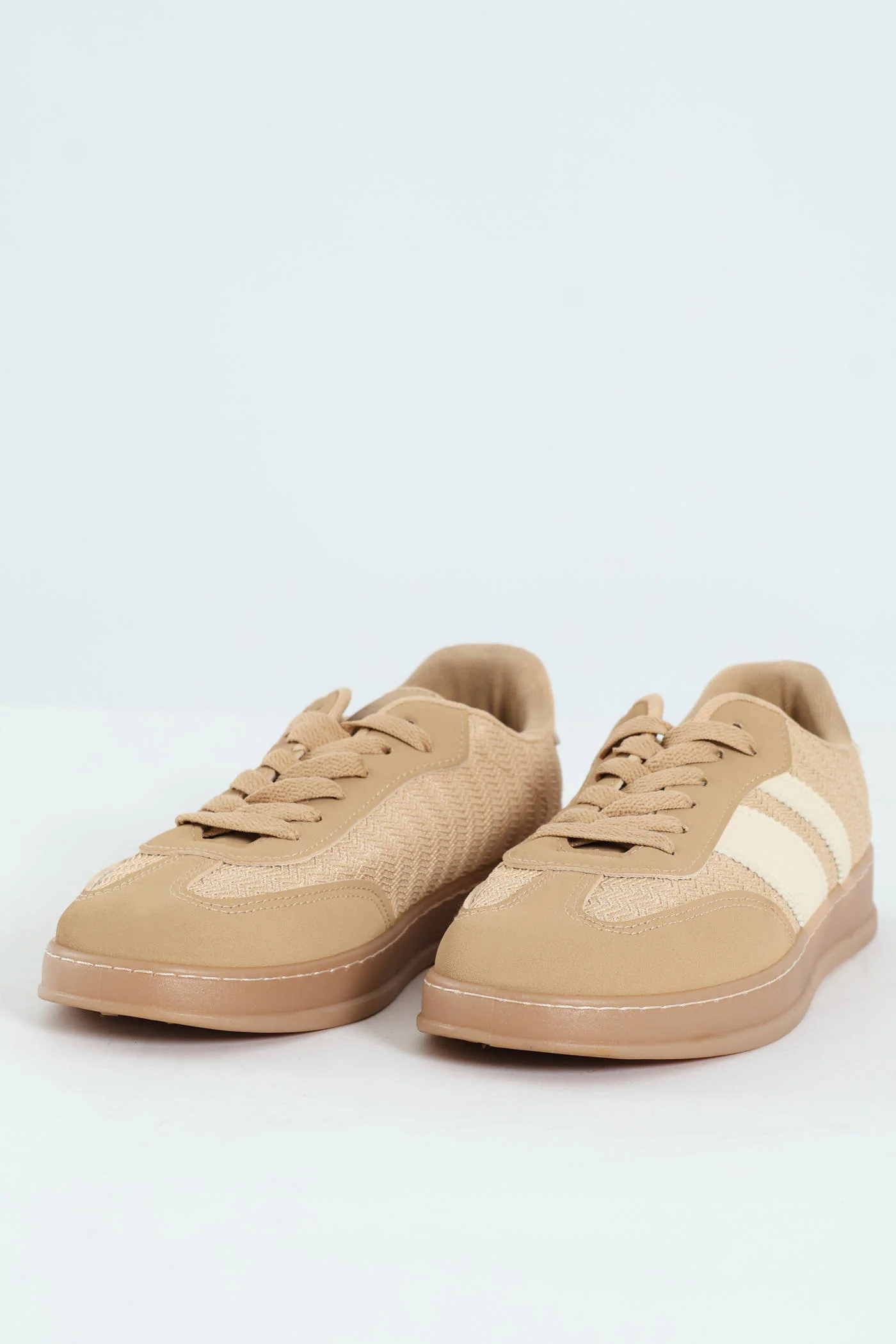 Textured Panel Gum Sole Sneaker - Natural