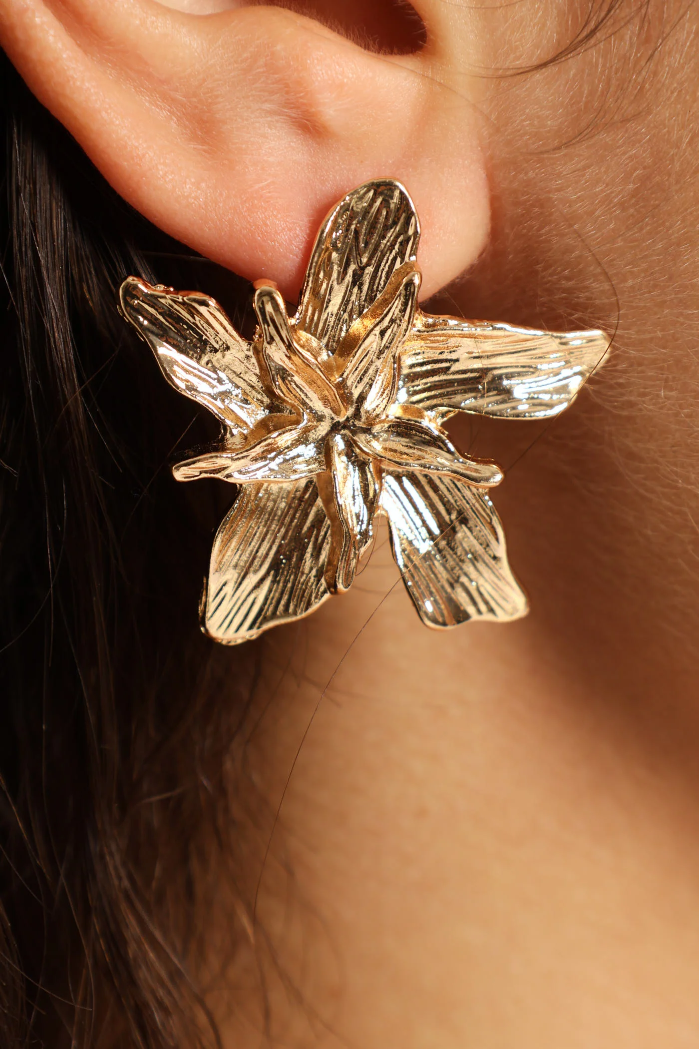 Textured Statement Flower Earrings - Gold - Image 2