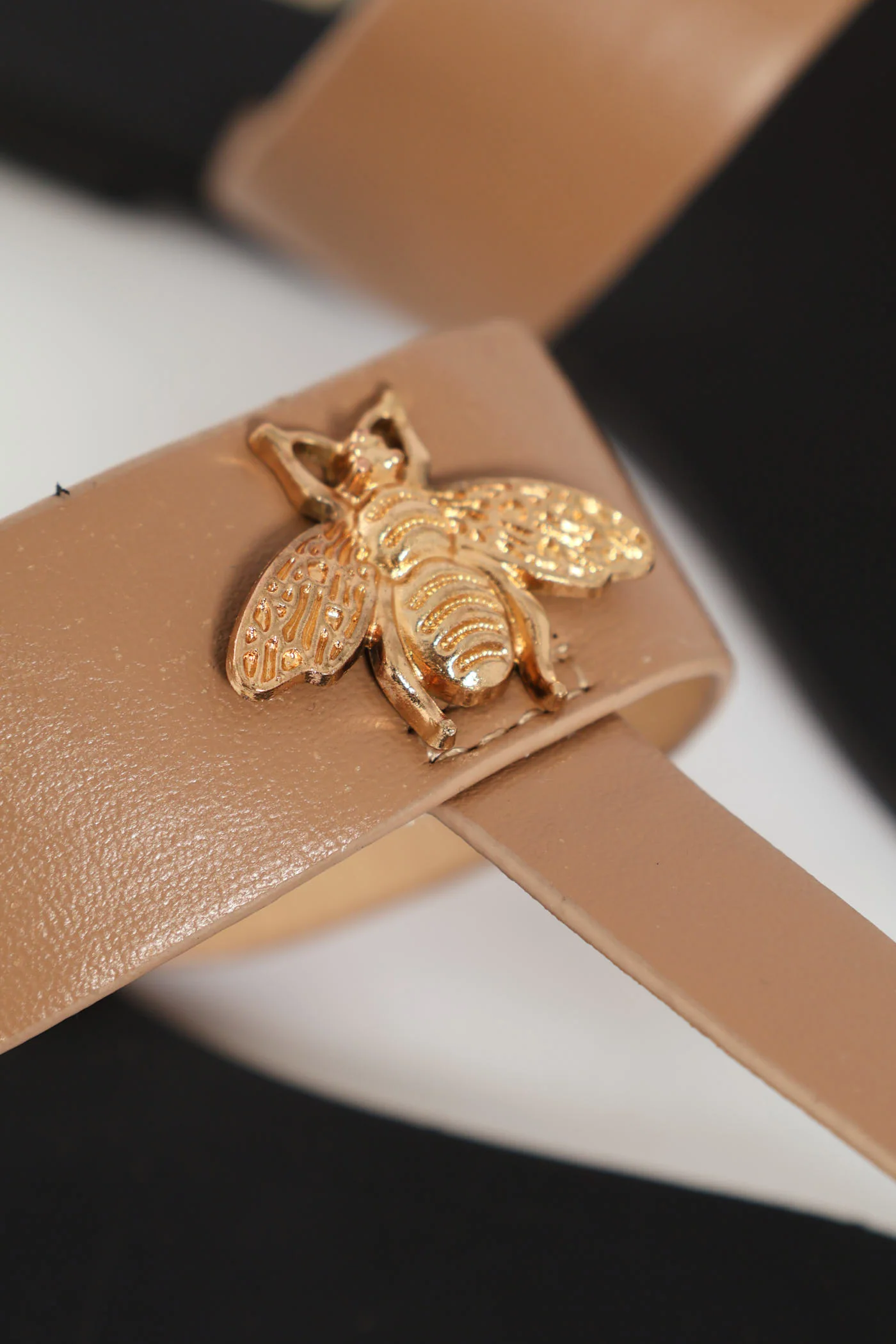 Thong Sandal With Bee Trim - Mocha - Image 2