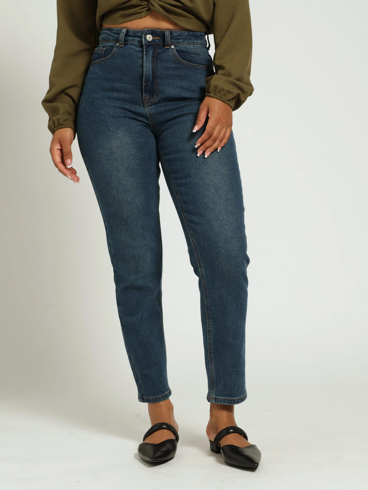 Tinted Mom Jean - Dark Wash