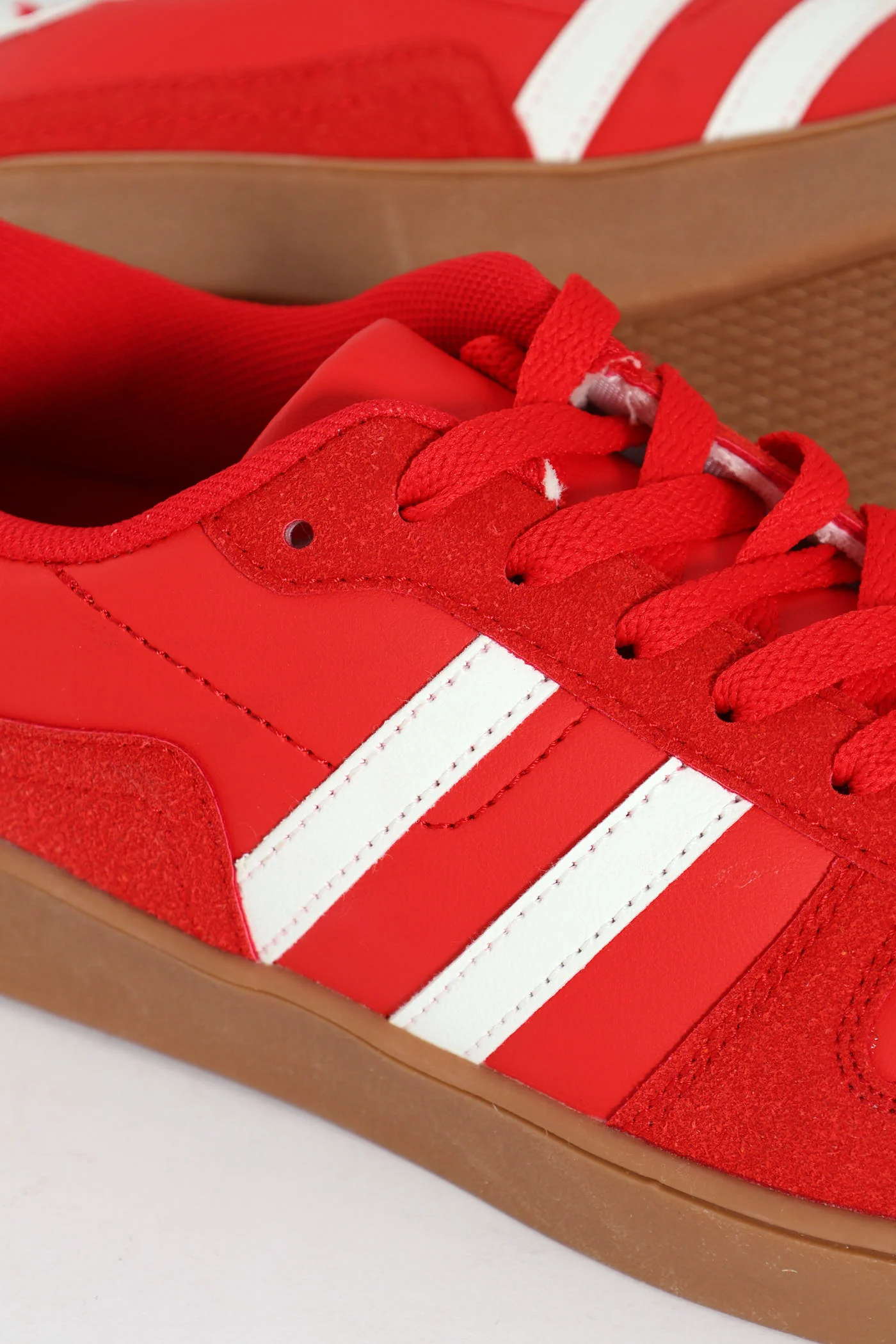 Trendy Retro Trainers - Red - Image 2