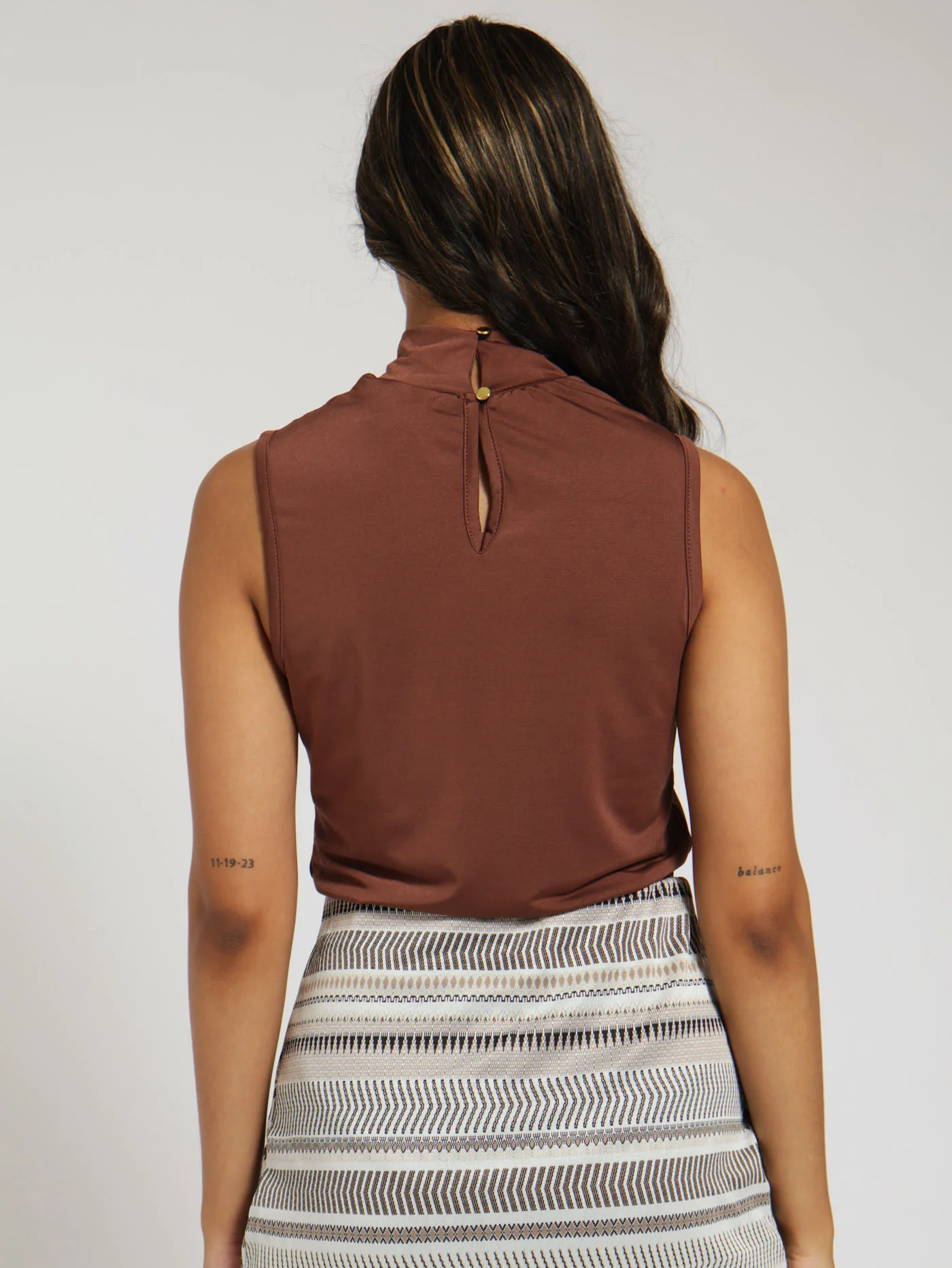 Turtle Neck Sleeveless Basic Bodysuit - Brown - Image 3