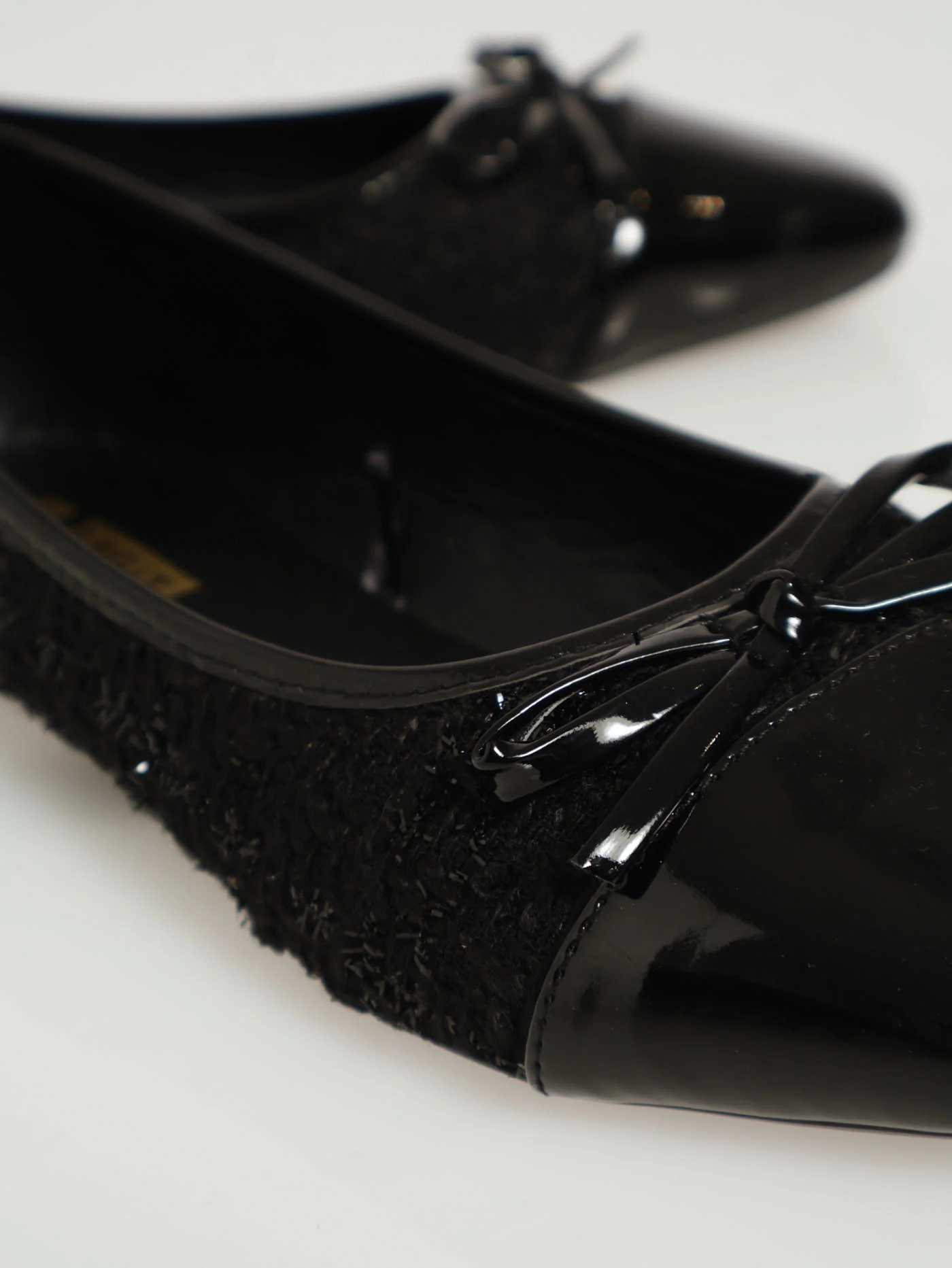 Tweed Pump With Bow - Black - Image 4