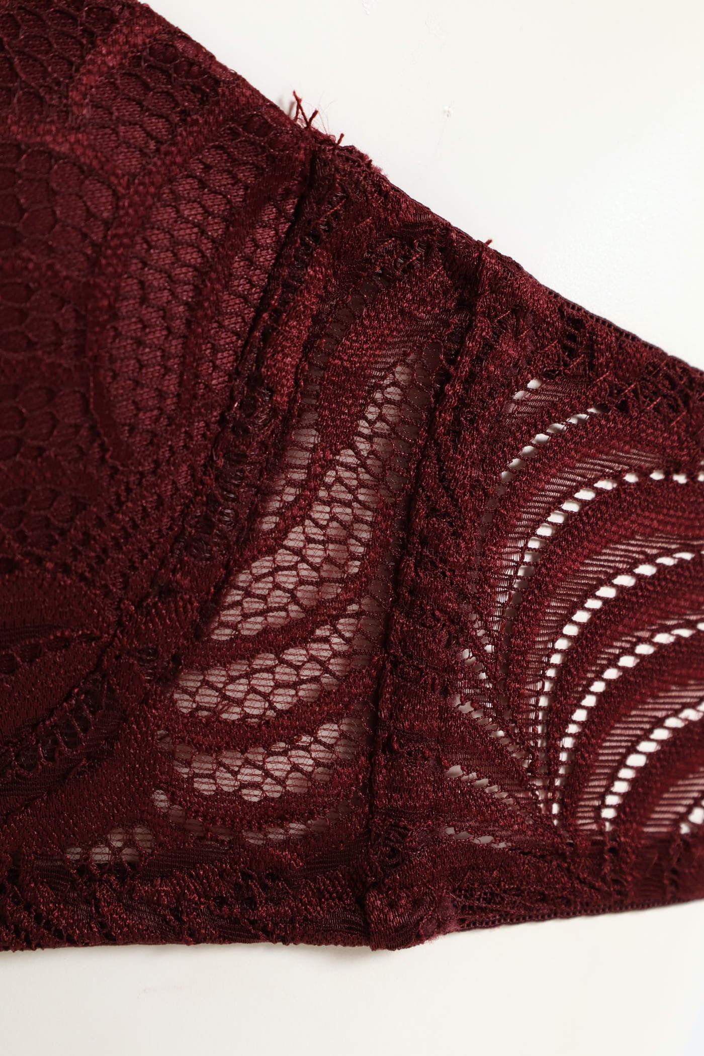 Twinpack Lace Balconette Bras - Black/Port Royale - Image 4