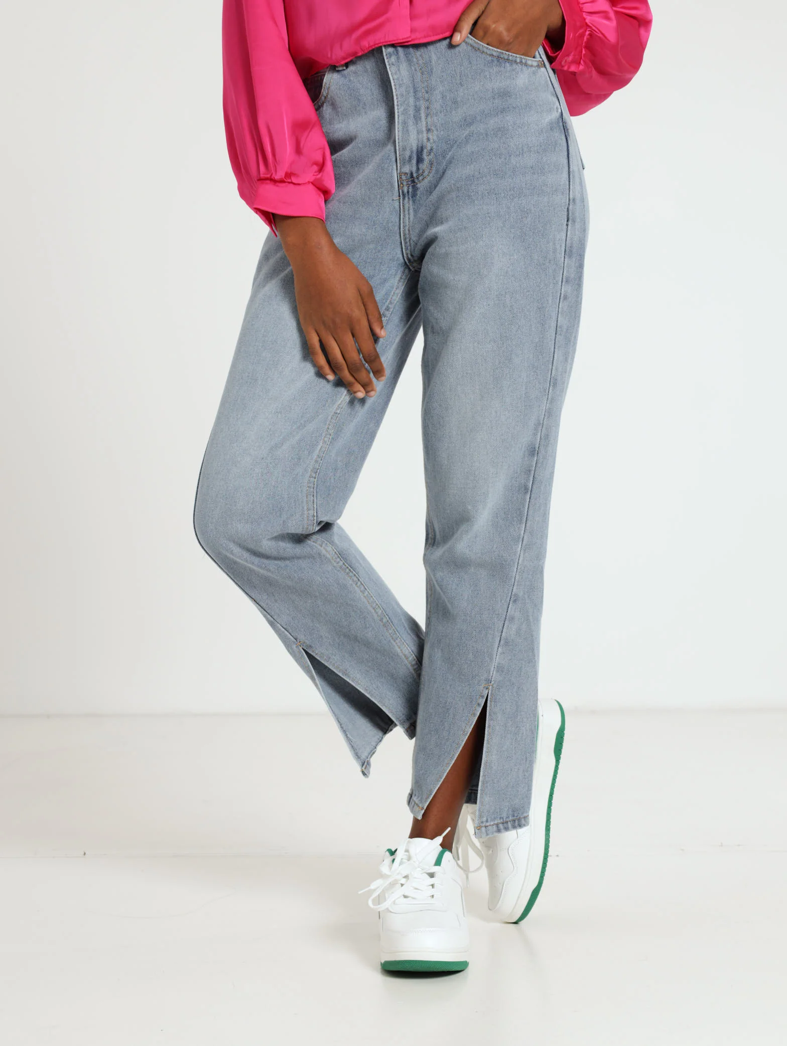 Twist Split Hem Mom Jean