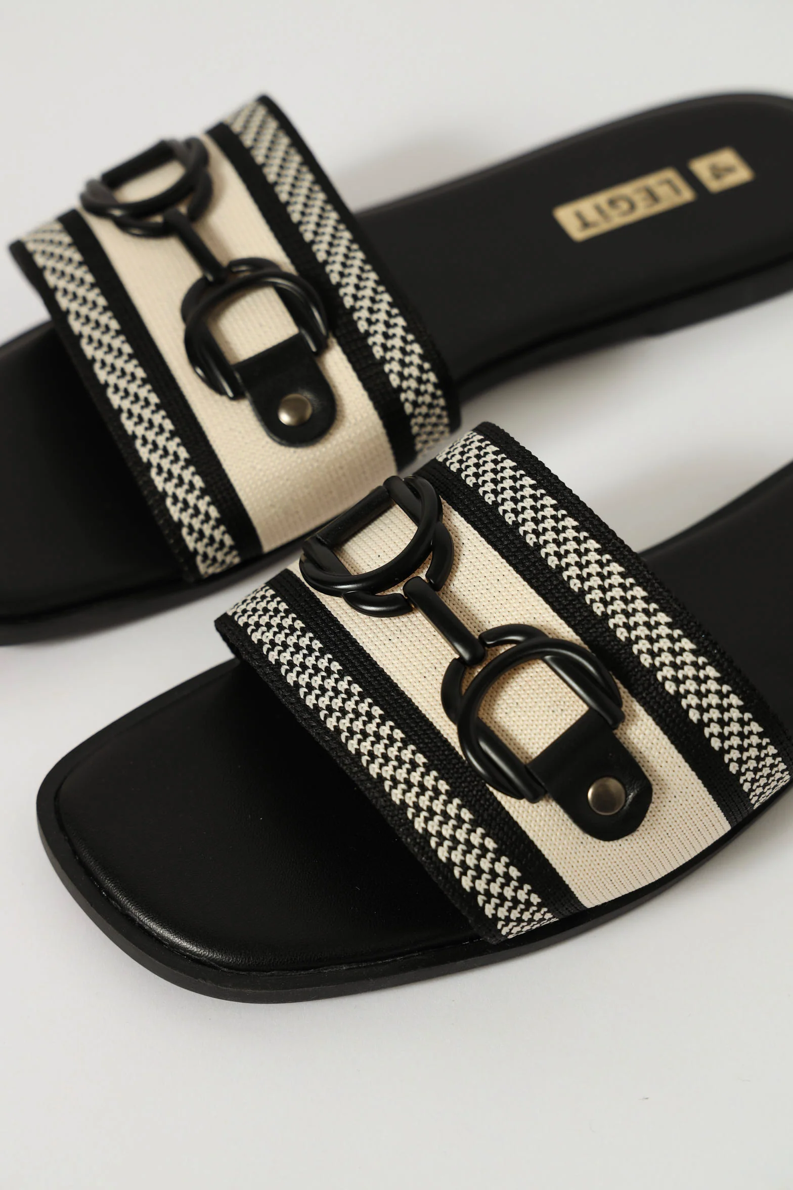 Two Tone Woven One Strap Sandal - Black/White - Image 2