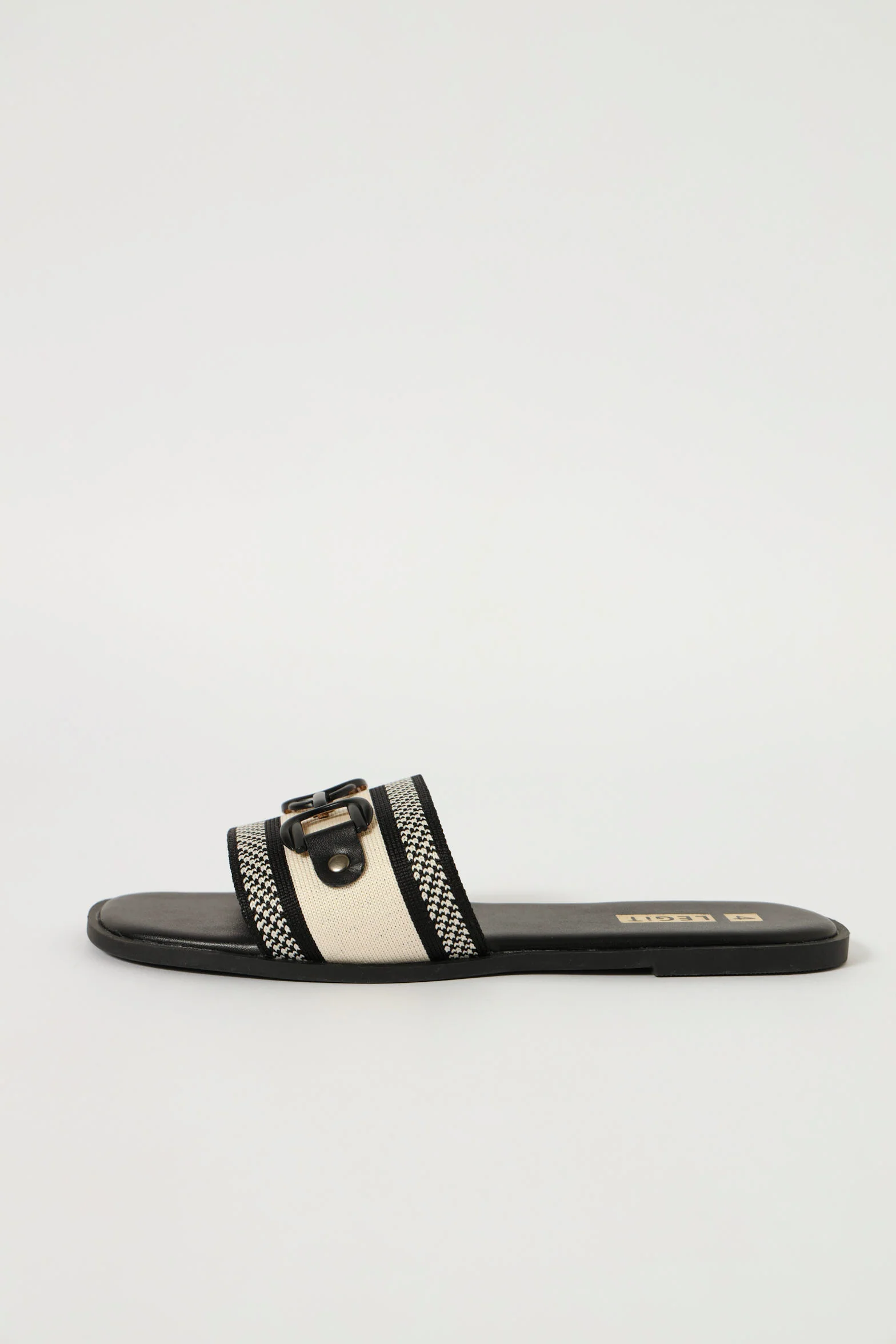 Two Tone Woven One Strap Sandal - Black/White - Image 3