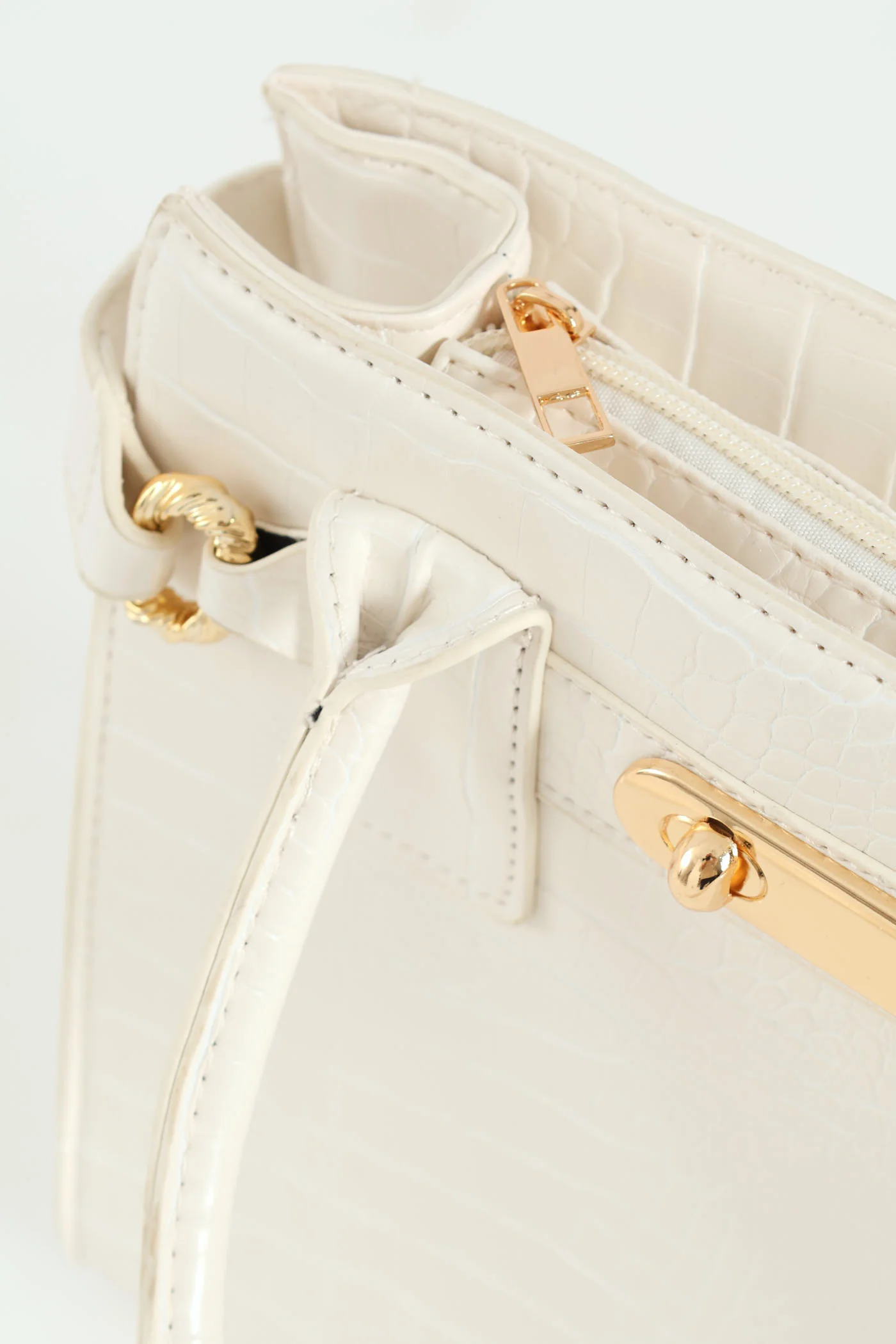 Update Lock & Chain Tote Bag - White - Image 5