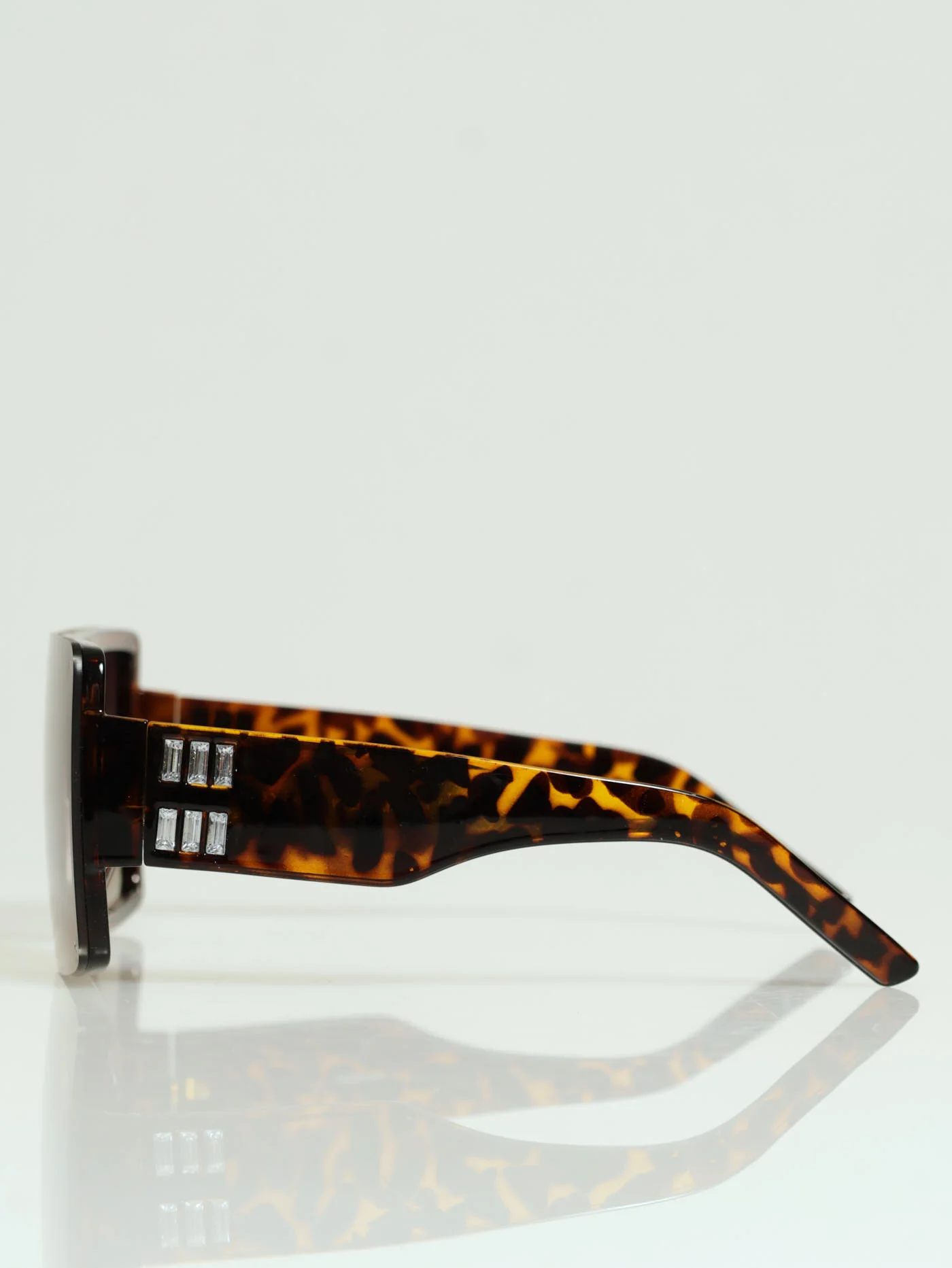 Updated Diamante Trim Visor Sunglasses - Brown - Image 2
