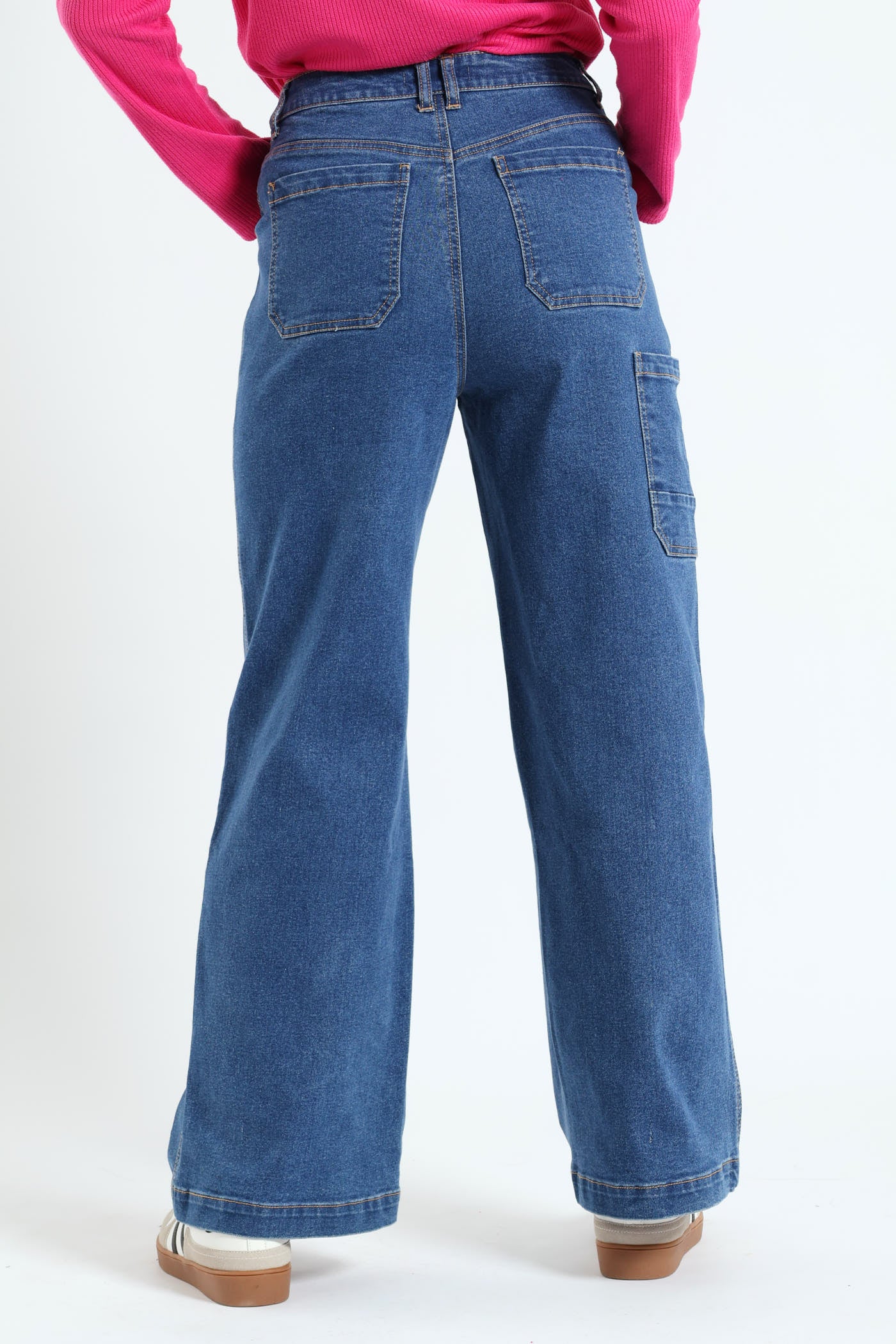Utility Look Wide Leg Jean - Medium Wash - Image 4