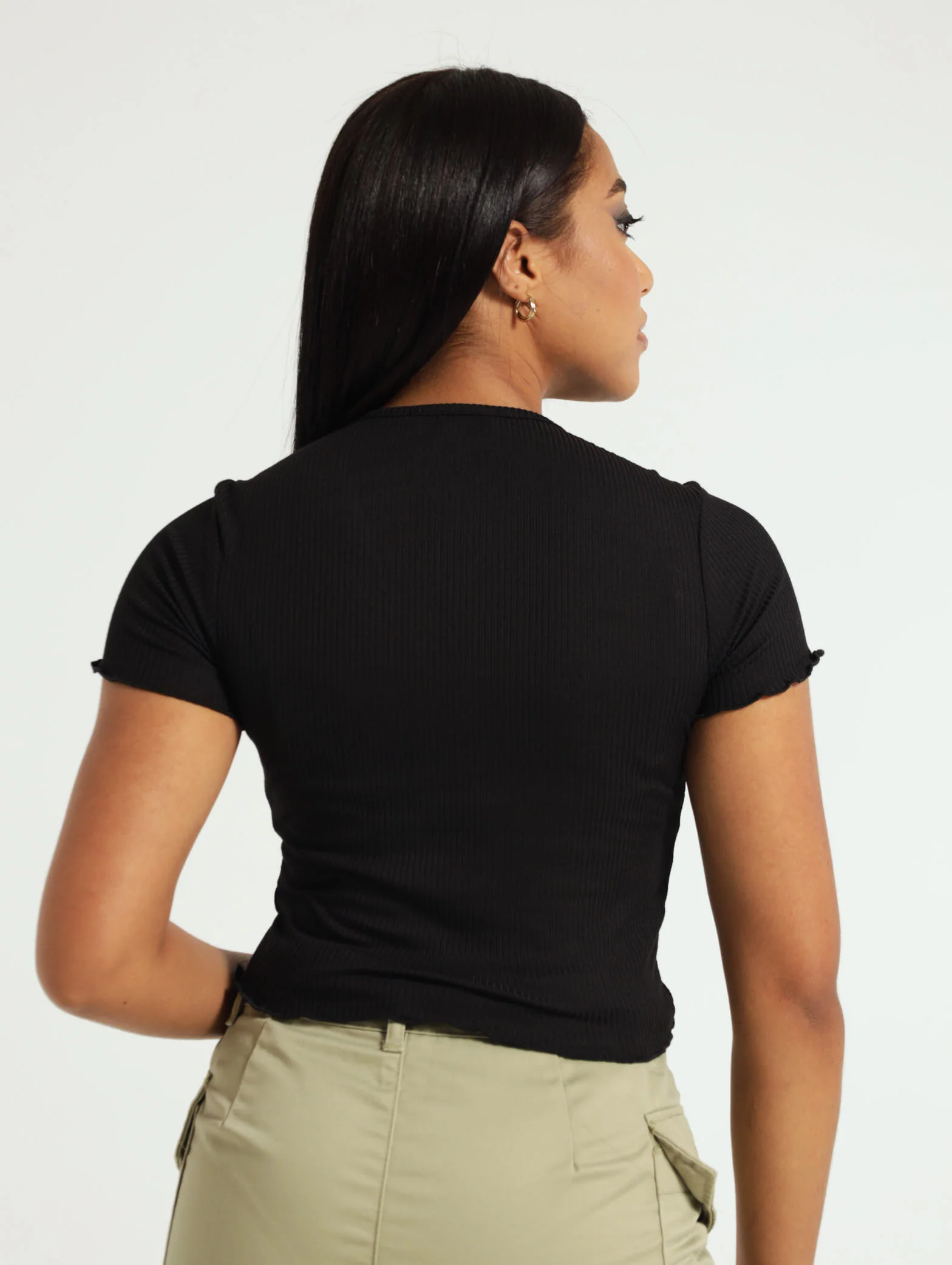 V-Neck Lettuce Edge Top - Image 3