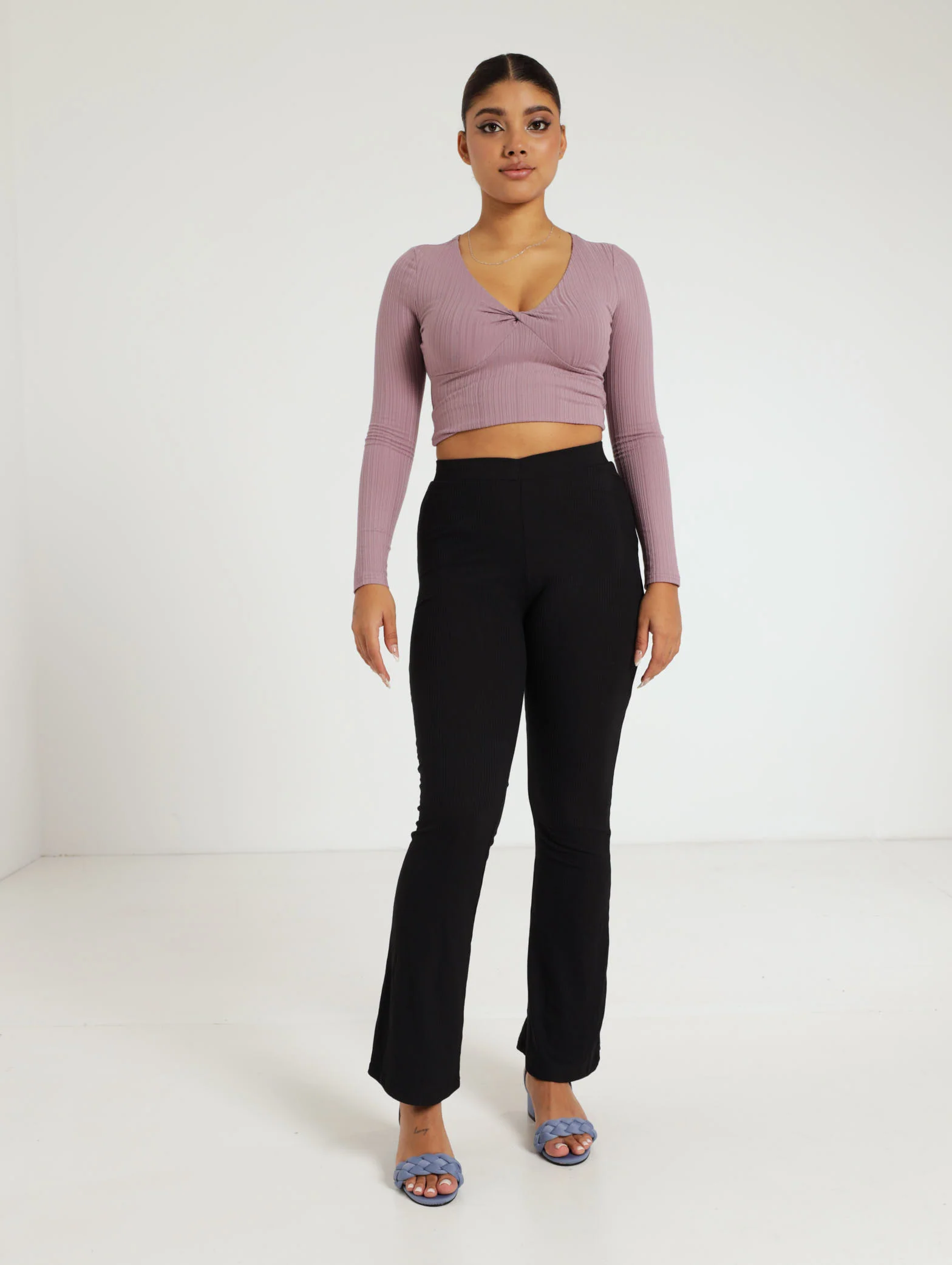 V Waist Flared Legging - Image 2
