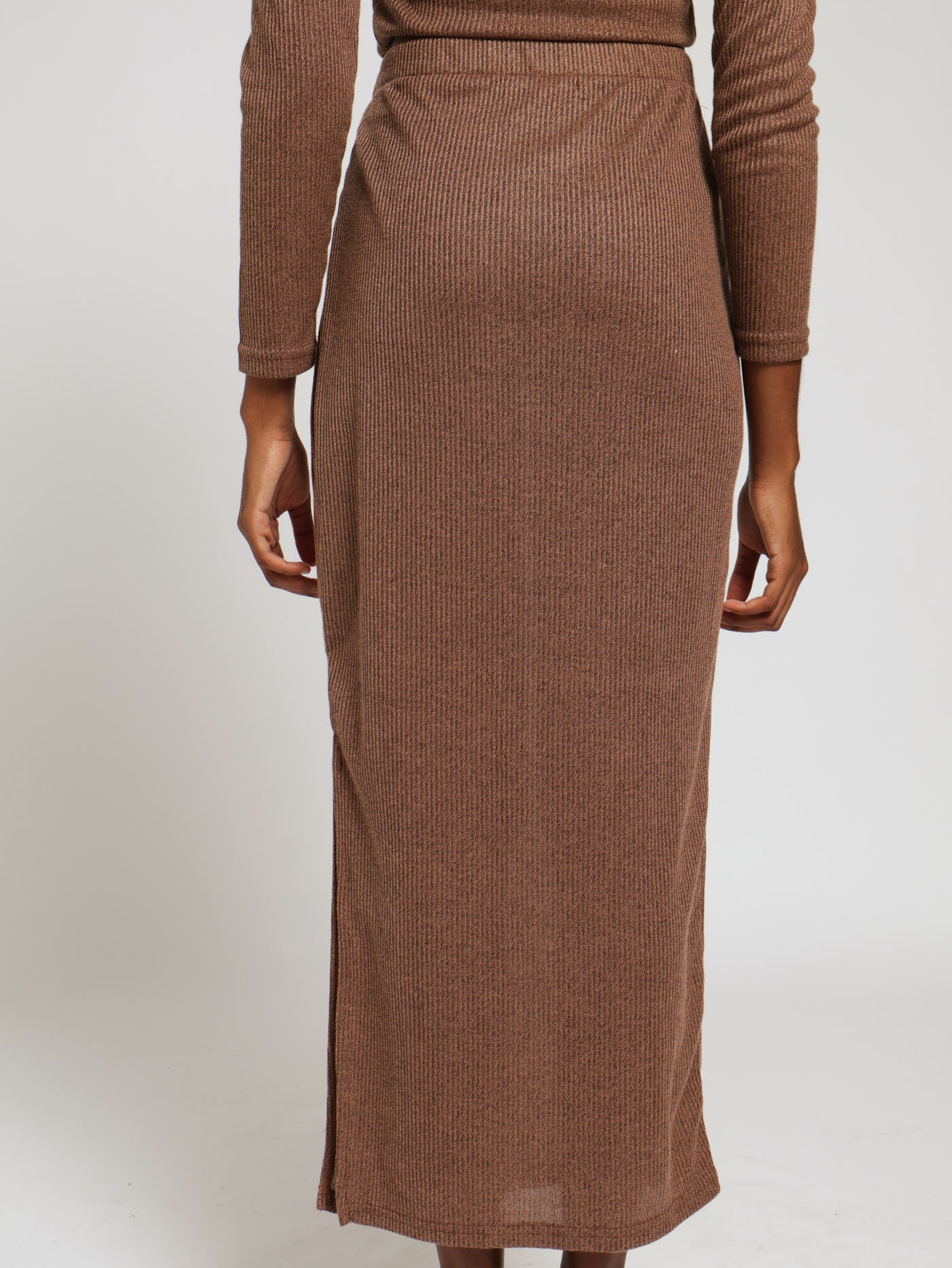 Warm Ribb Midi Skirt - Brown - Image 3