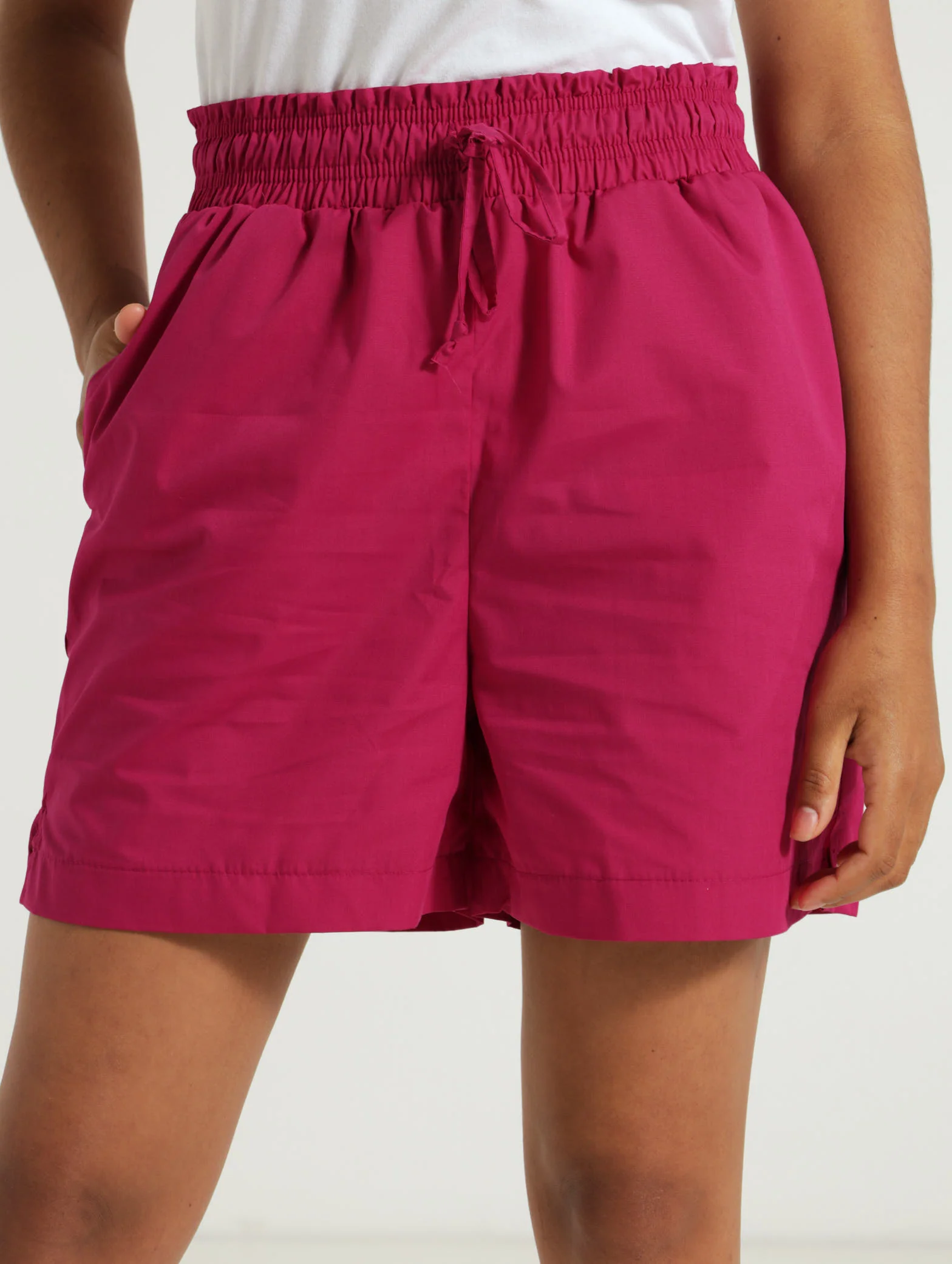 Wide Elastic Poplin Shorts
