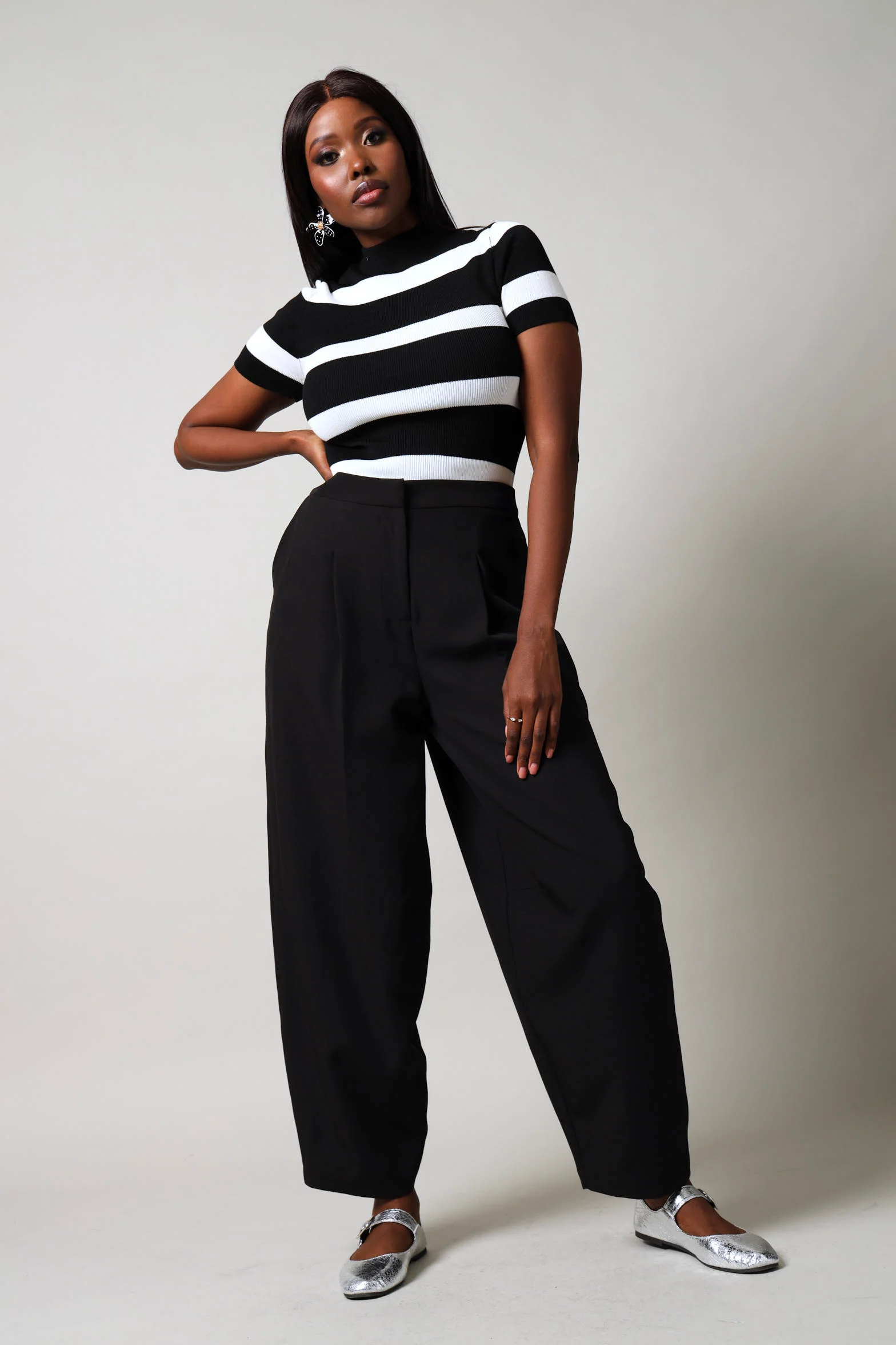 Wide Leg Barrel Pants - Black - Image 2