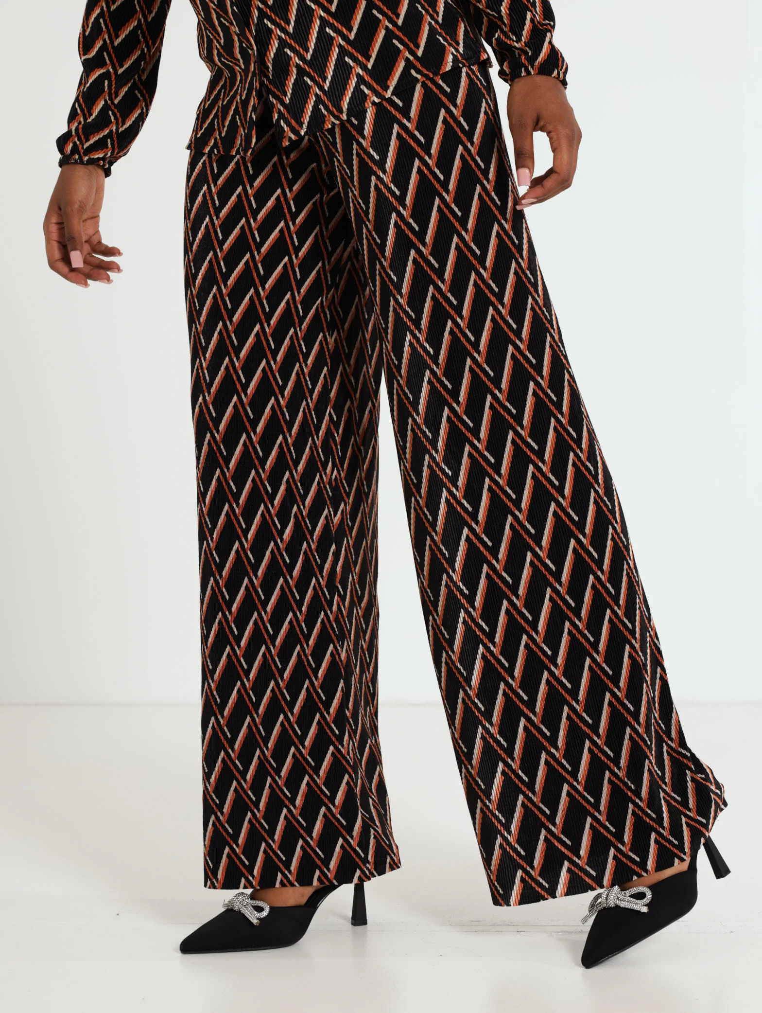 Wide Leg Geo Bodre Pants - Image 2