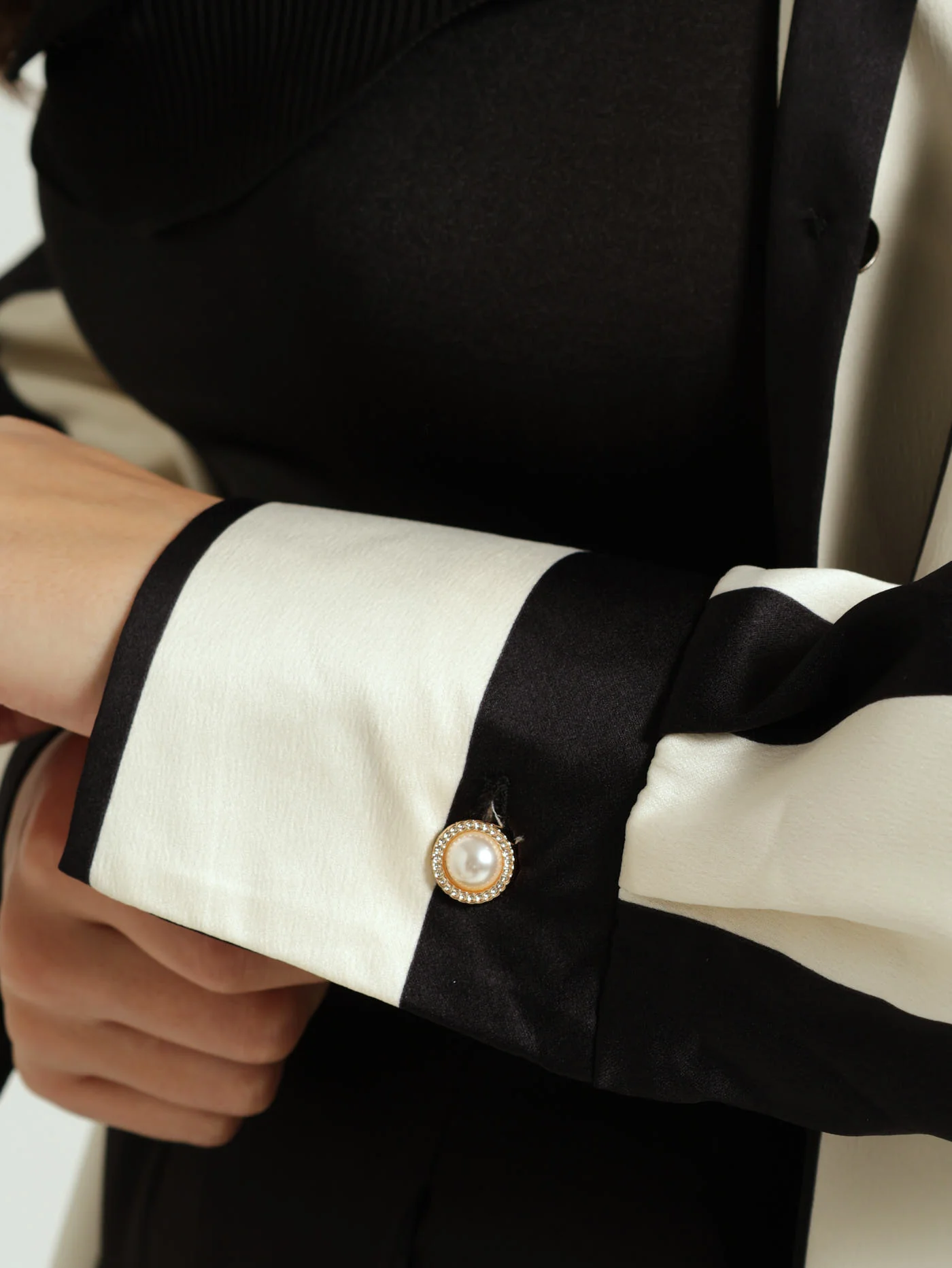 Wide Stripe Button Through Shirt - White/Black - Image 4