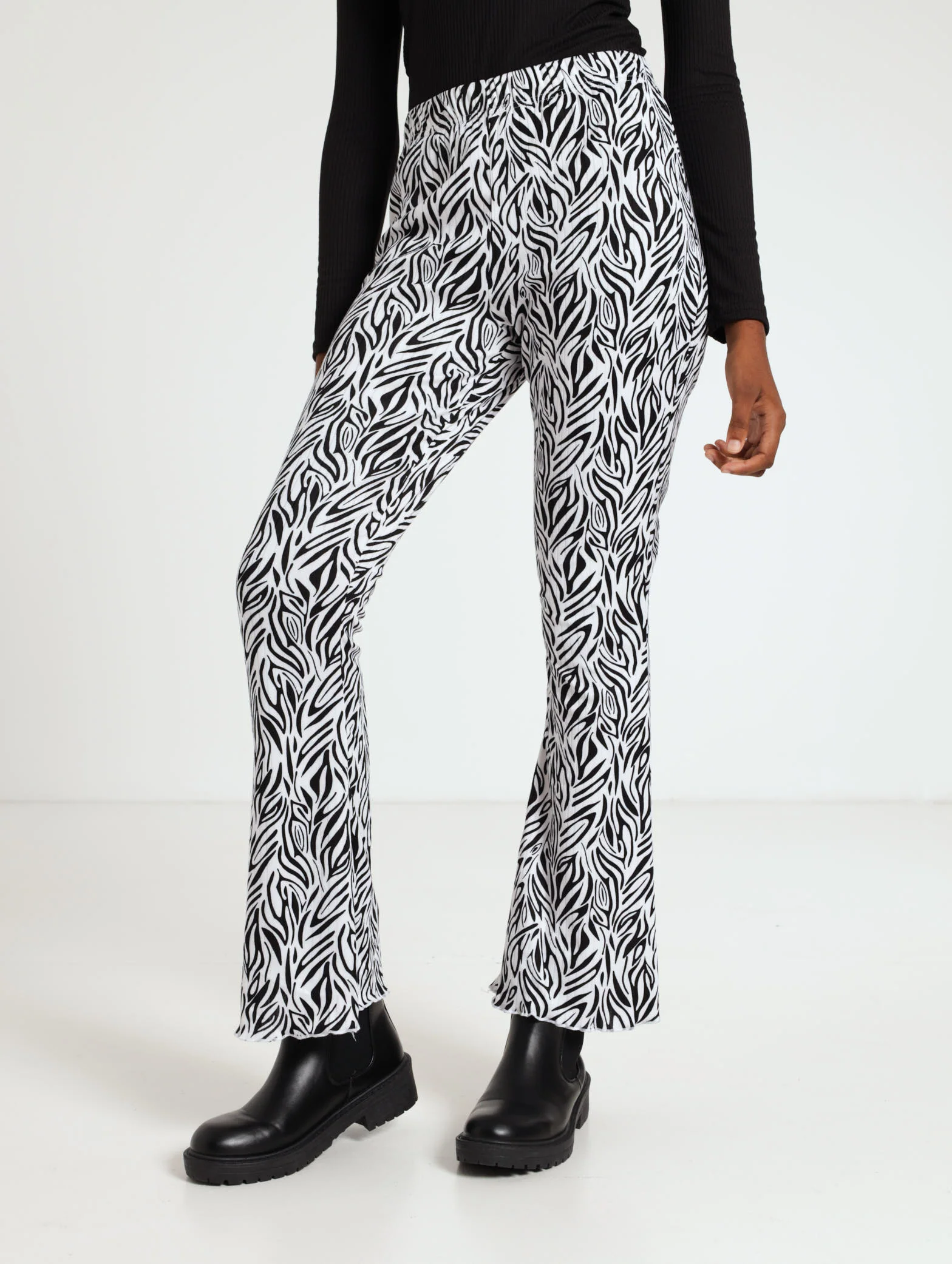 Wideleg Knit Pant