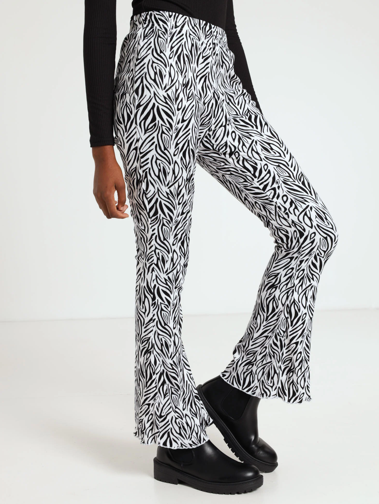 Wideleg Knit Pant - Image 2