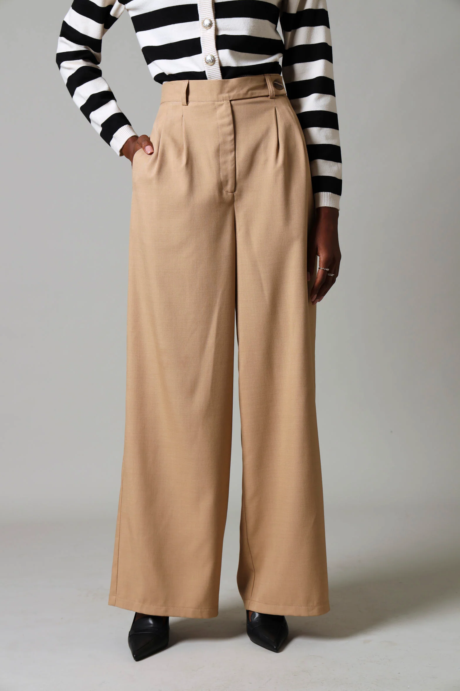Wideleg Pants With Tab Detail - Nude