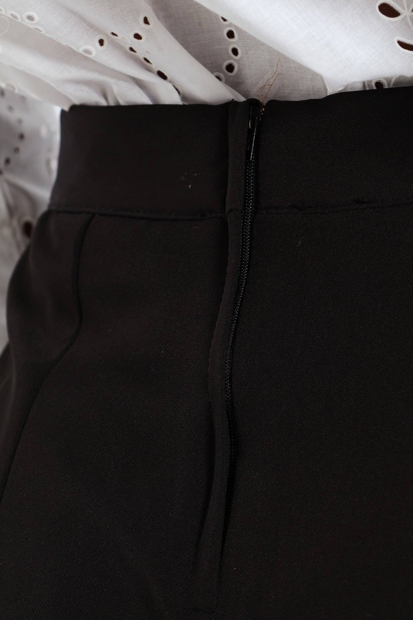Wideleg Pants With Trim Detail - Black - Image 5