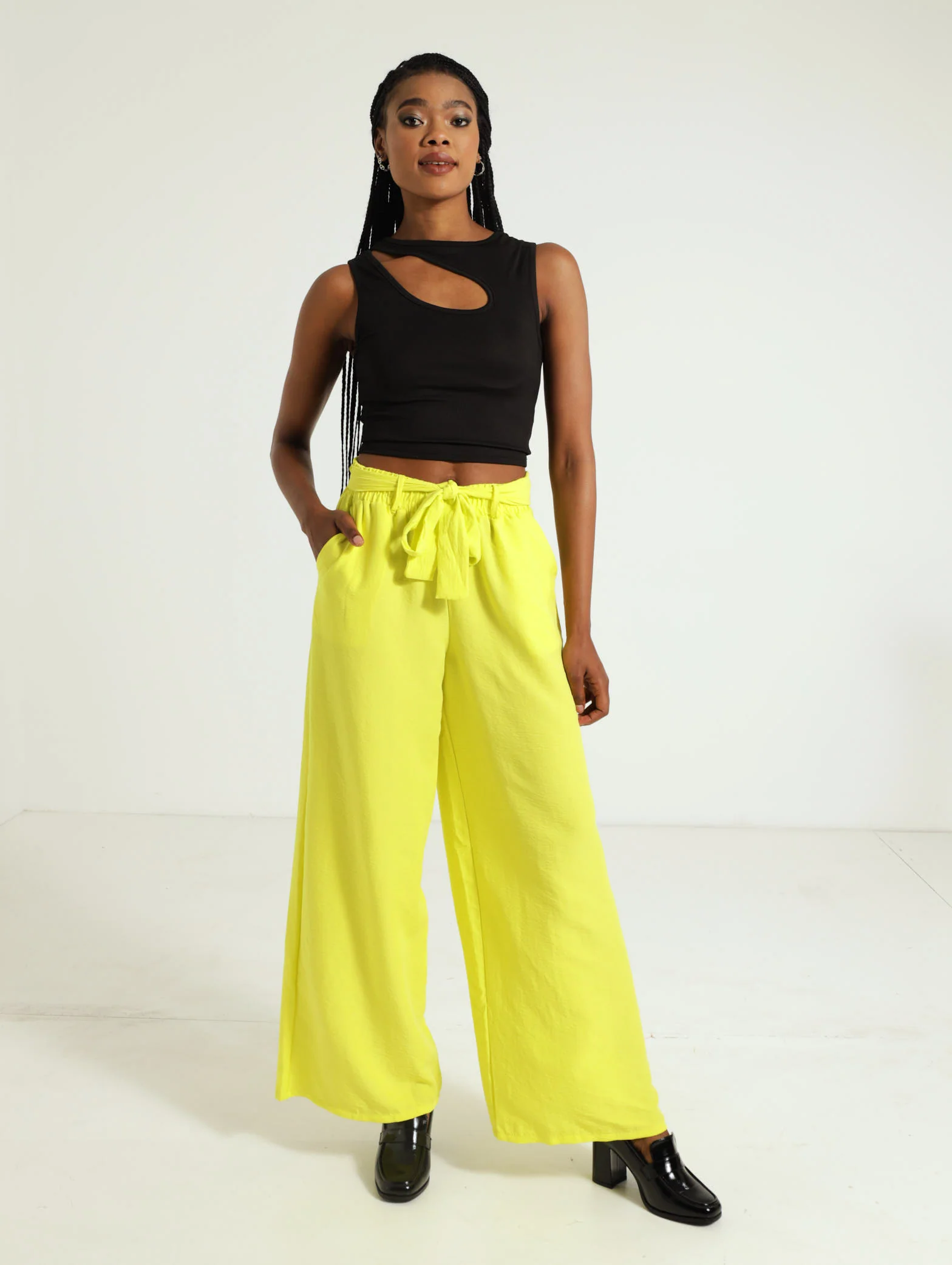 Woven Belted Wideleg Pants - Image 4